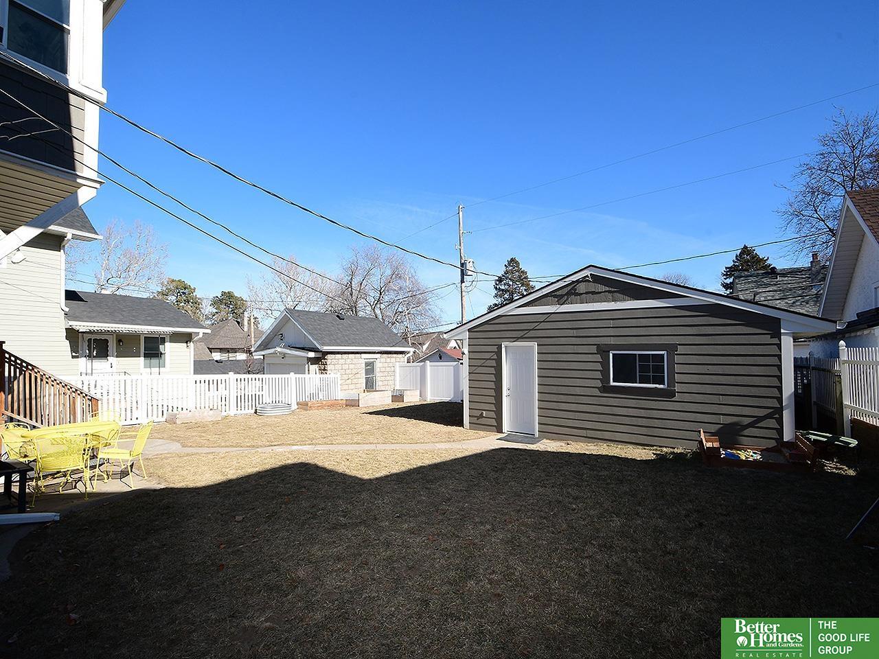 2211 Hanscom Boulevard