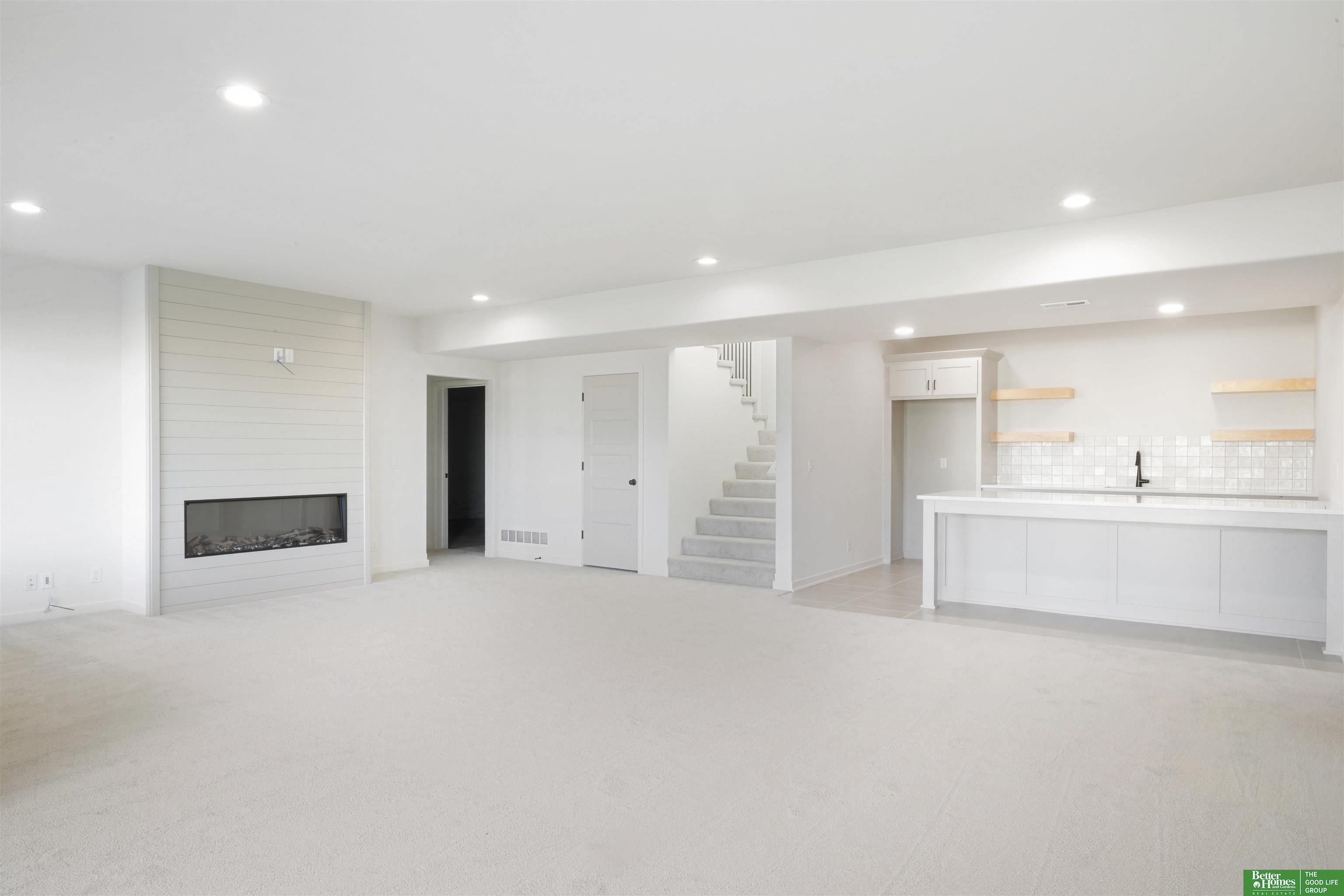 21410 Morning View Drive