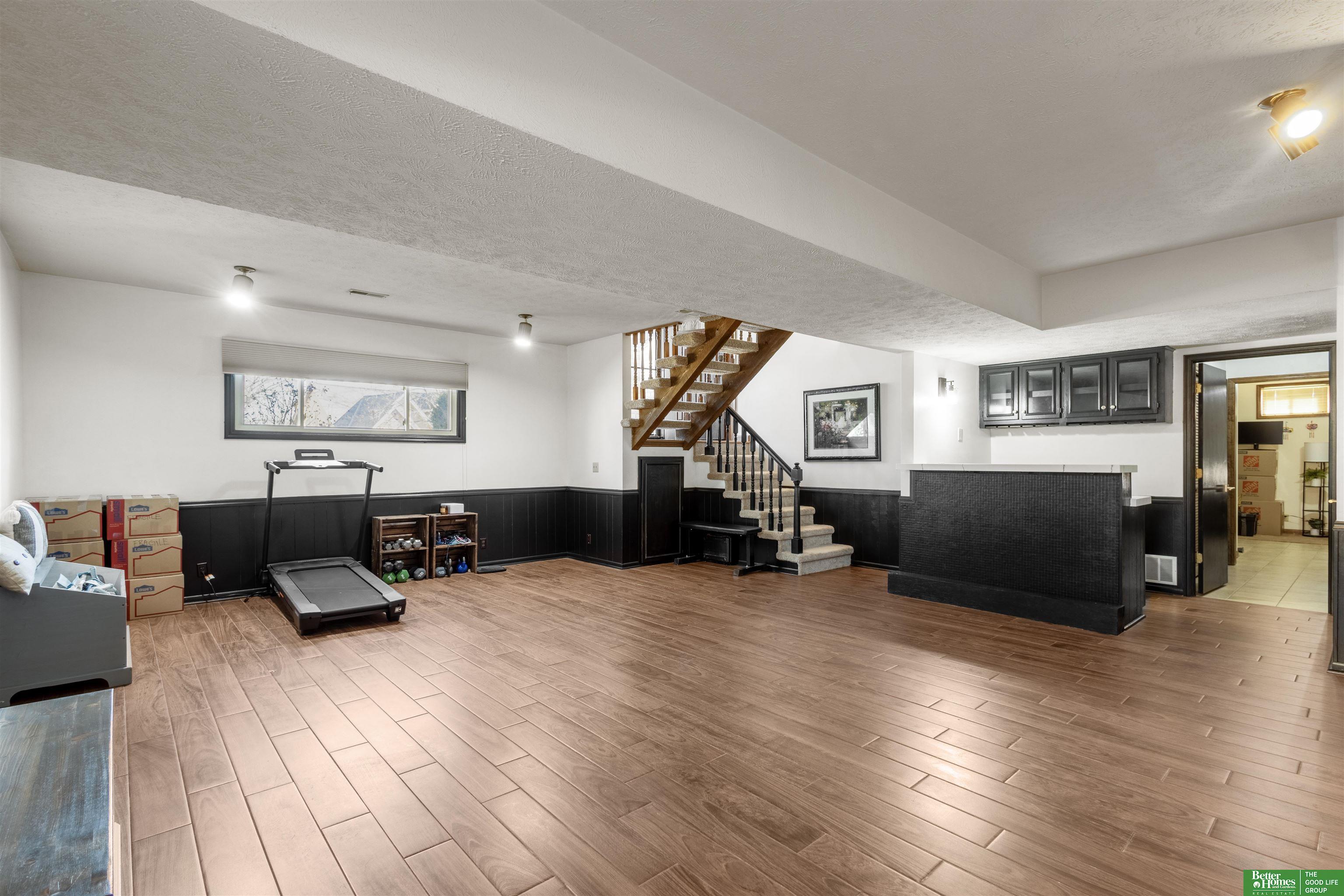 902 Iron Road