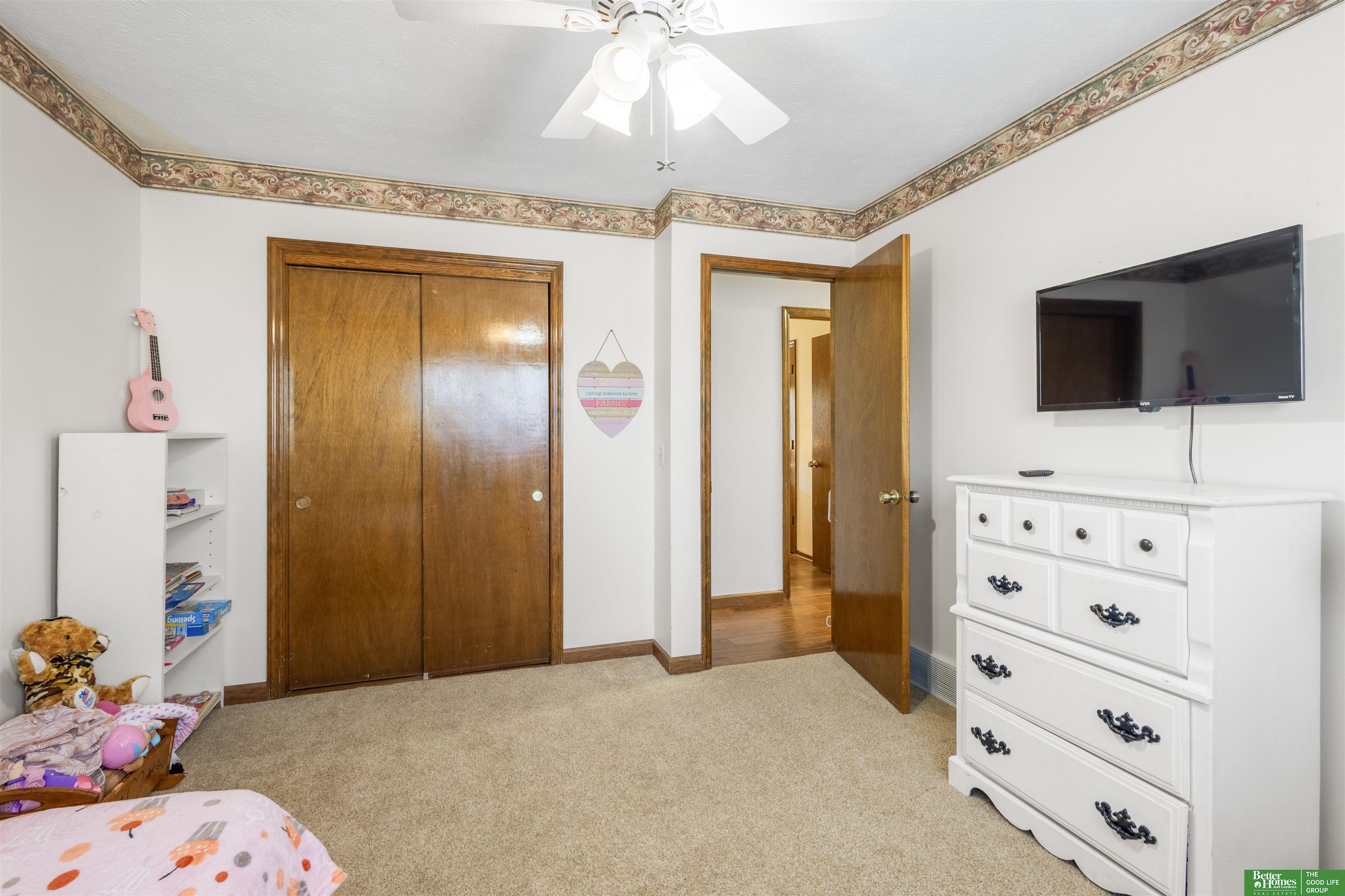 902 Iron Road
