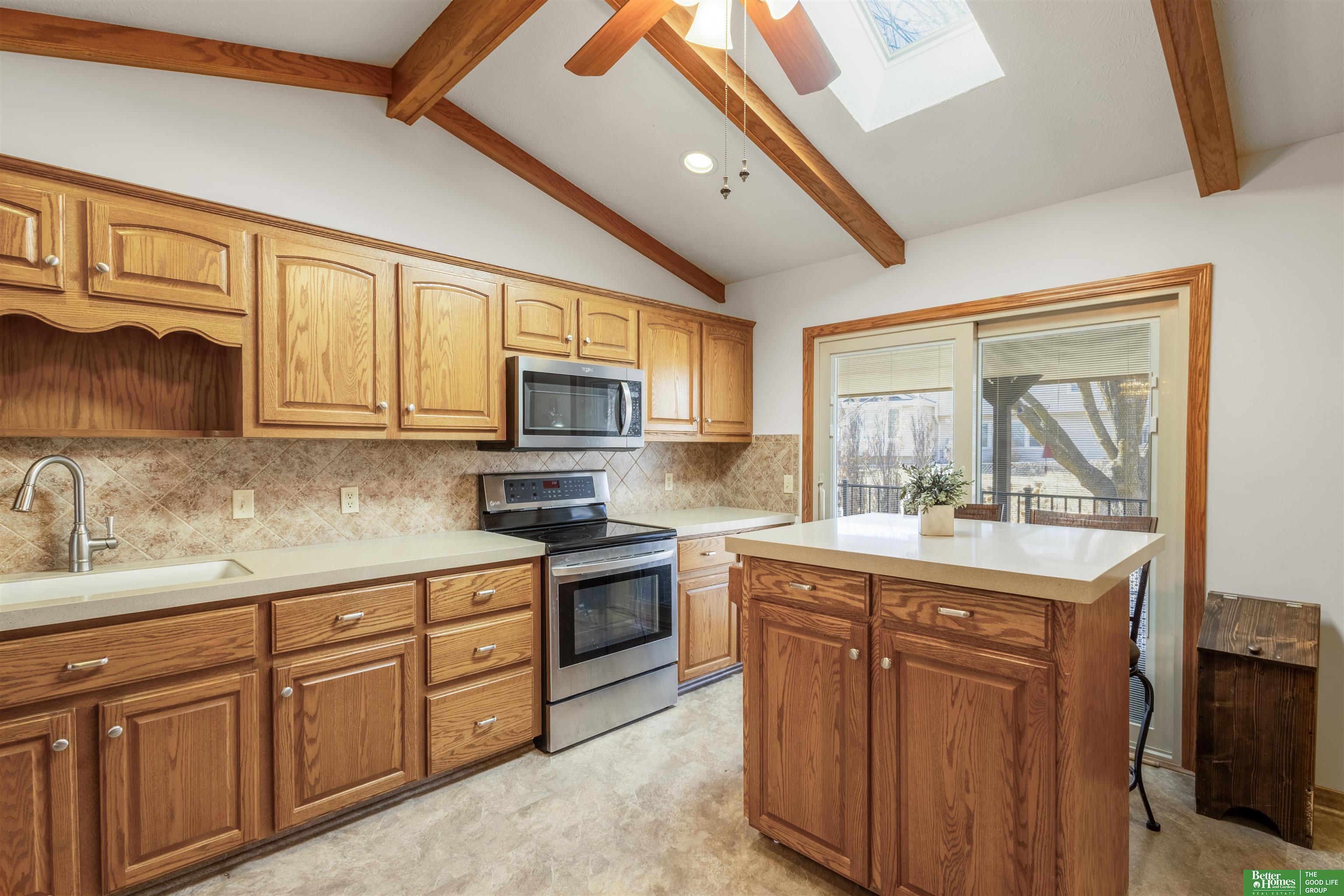 902 Iron Road