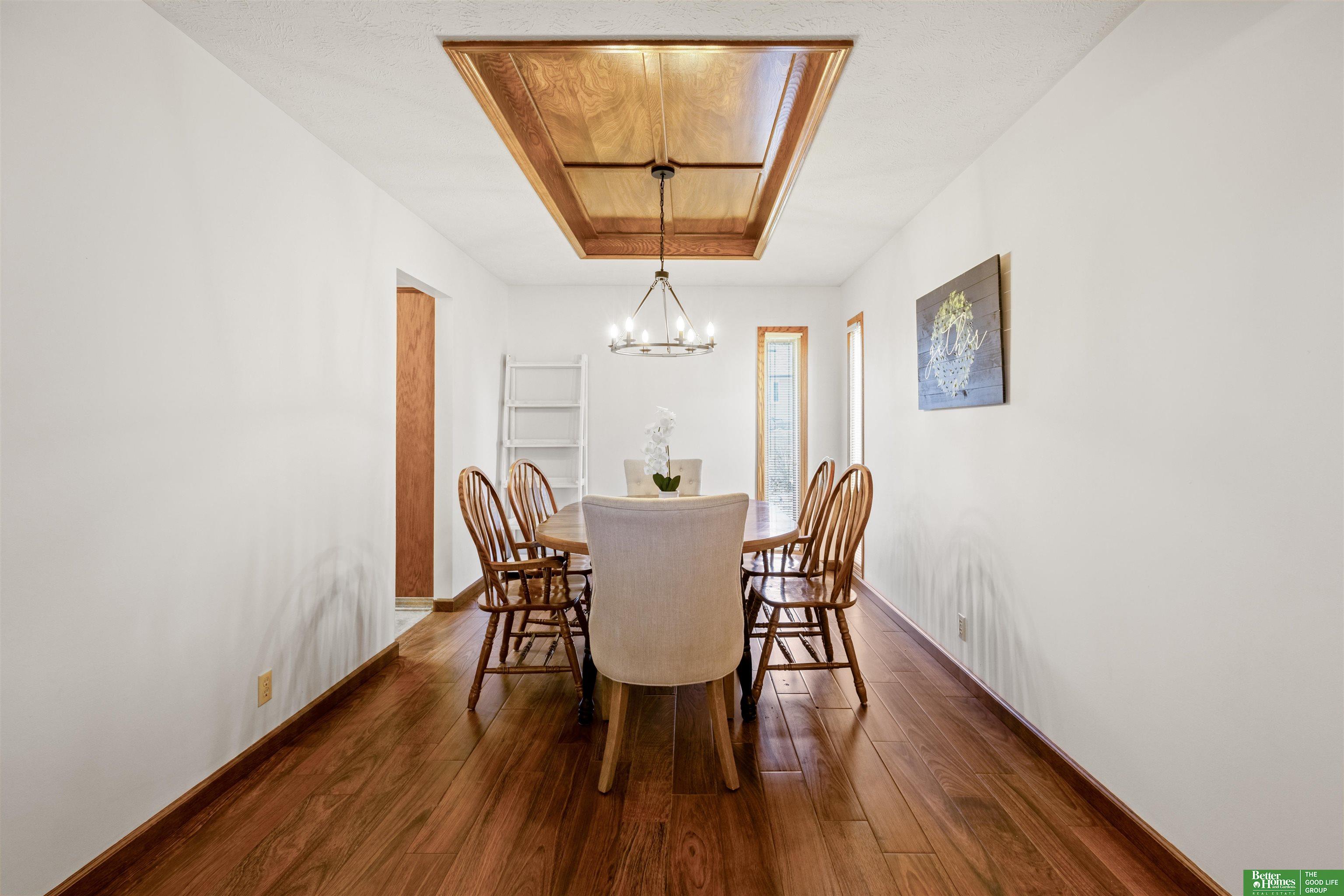 902 Iron Road