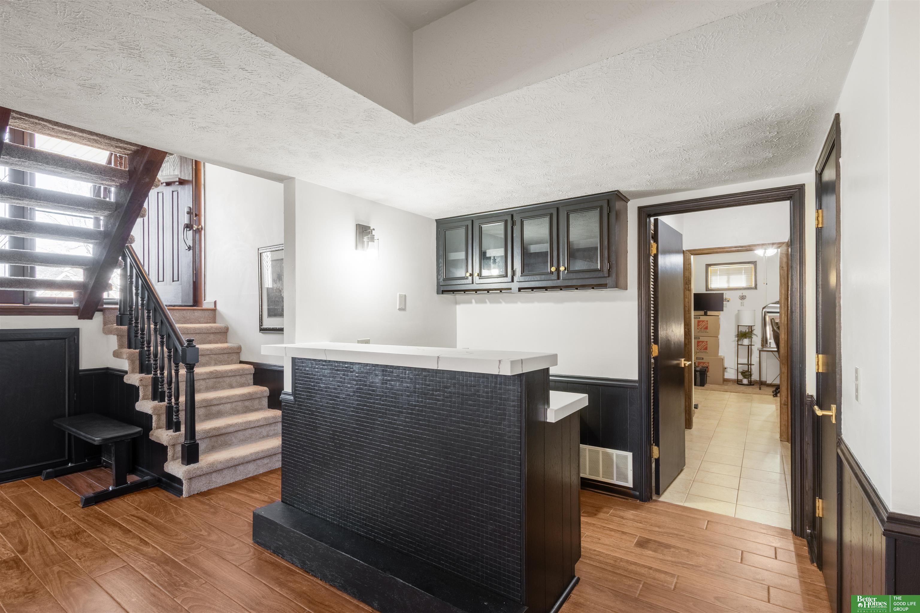 902 Iron Road