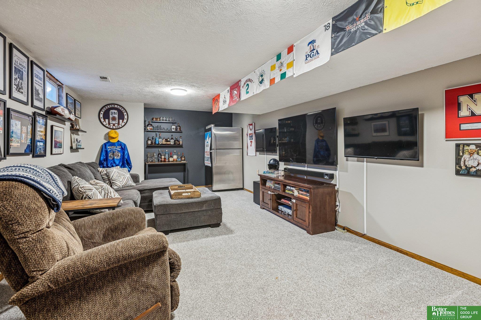 410 Sherwood Drive