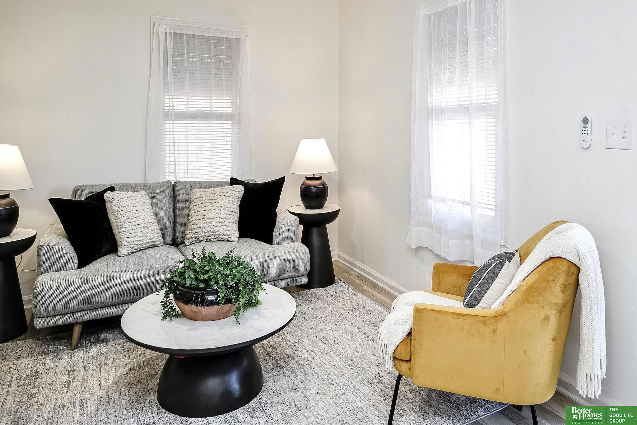 3547 Drexwl Street