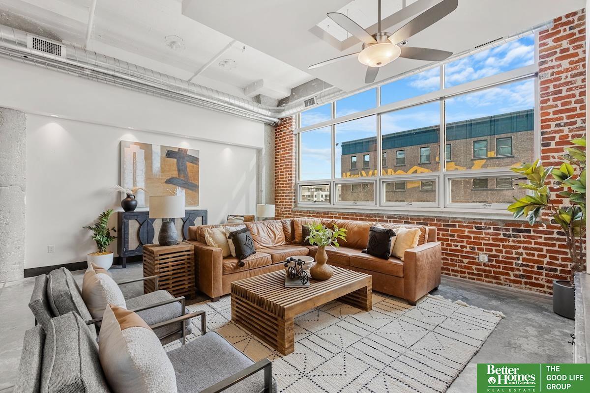 1502 Jones Street # 303