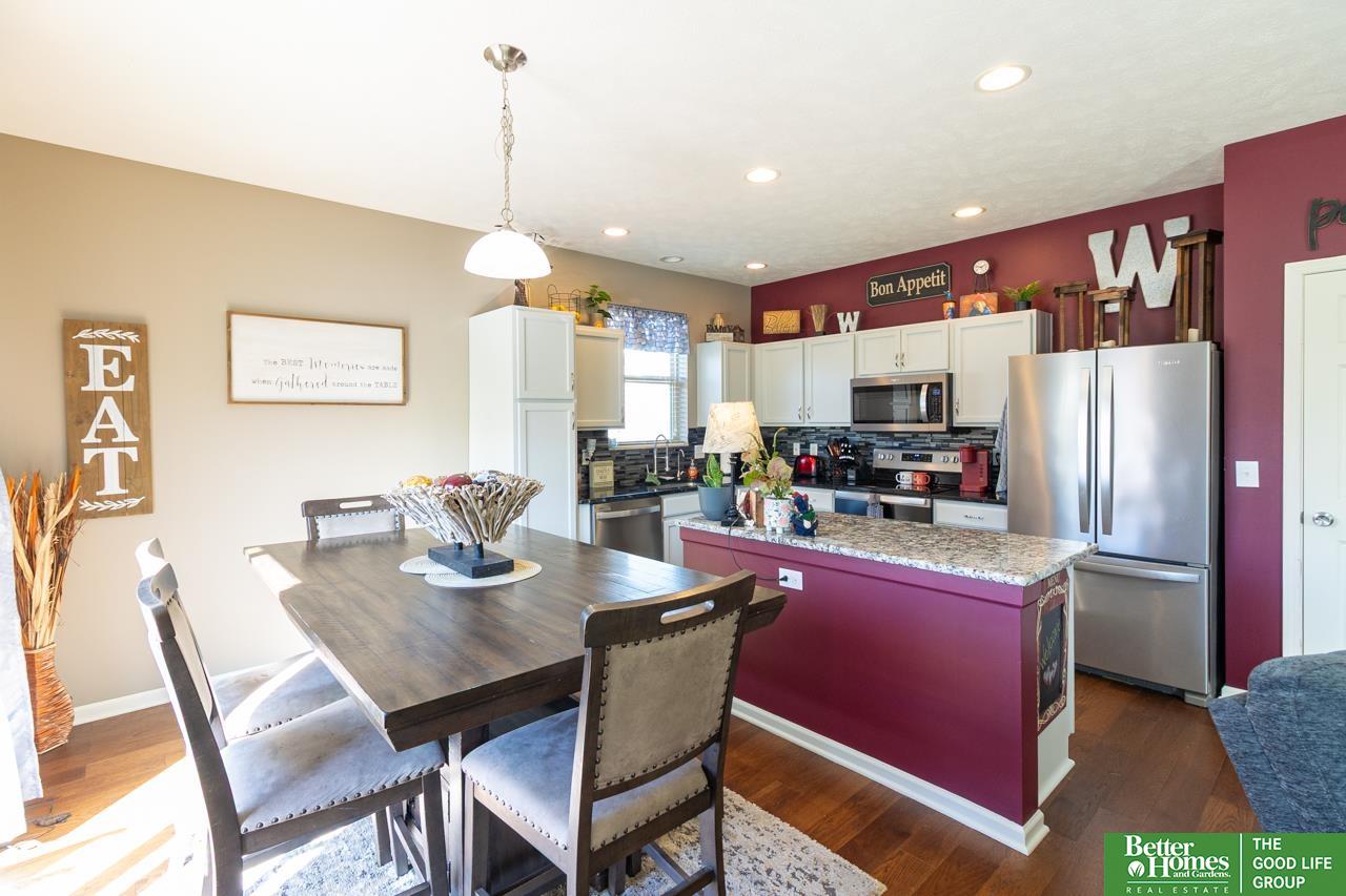 2205 Alexandra Road