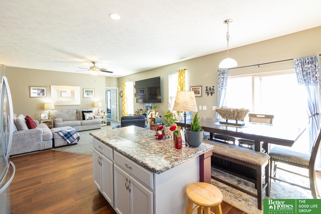 2205 Alexandra Road