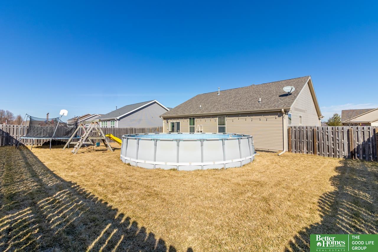 2205 Alexandra Road
