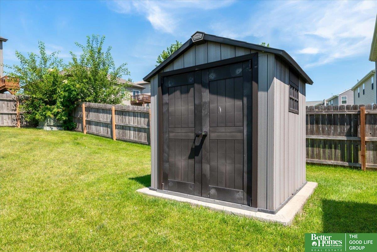 10702 S 110 Avenue