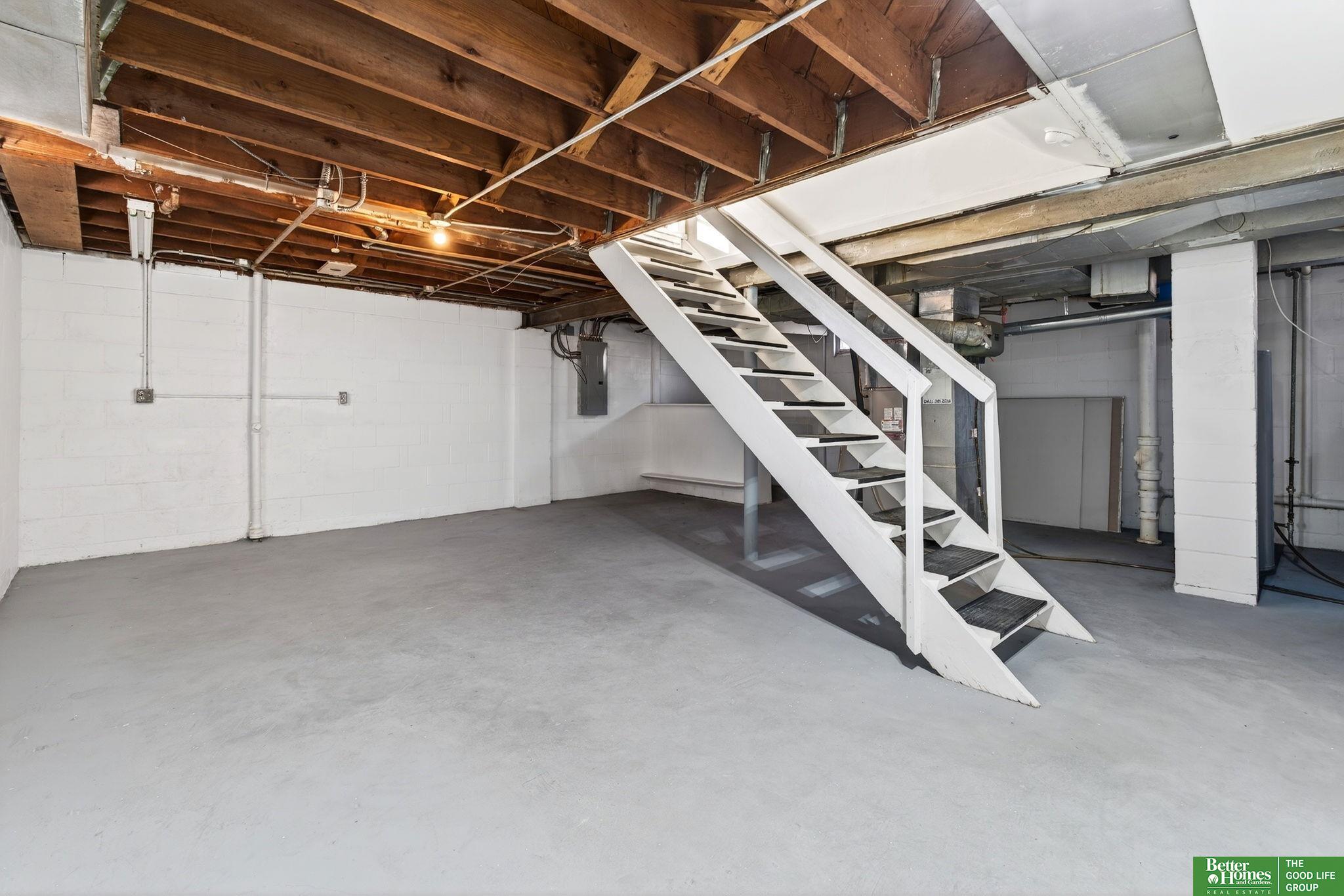 2902 Grebe Street