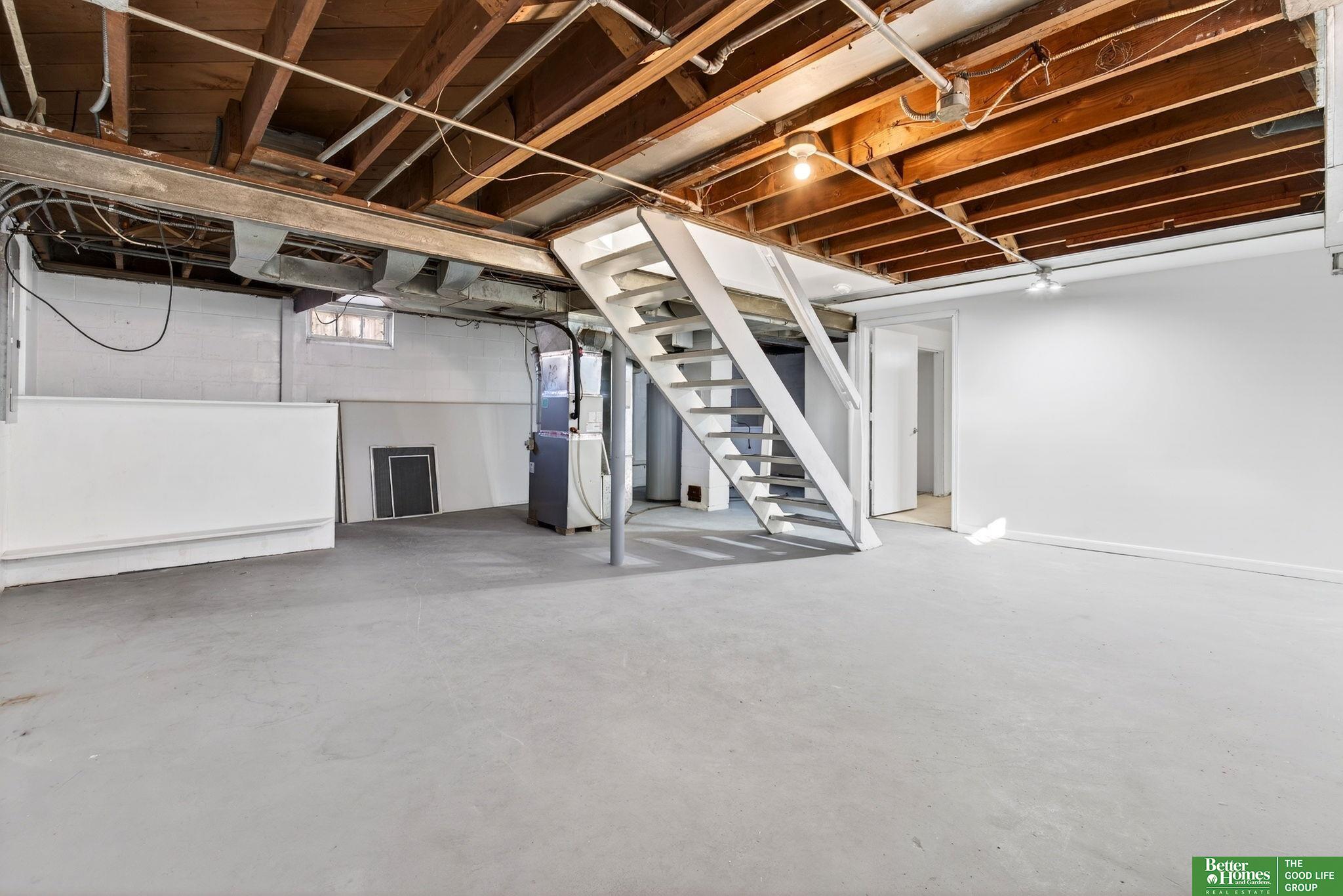 2902 Grebe Street