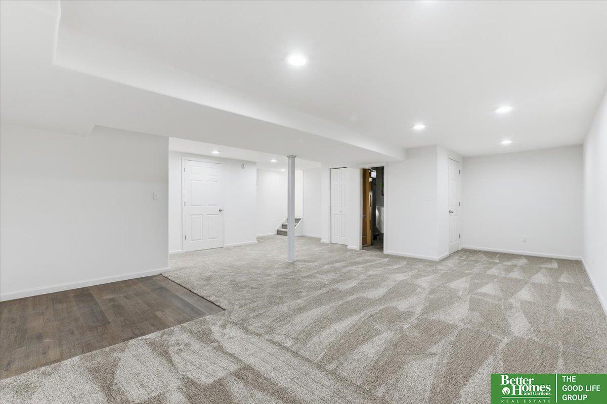 2211 N 137th Street