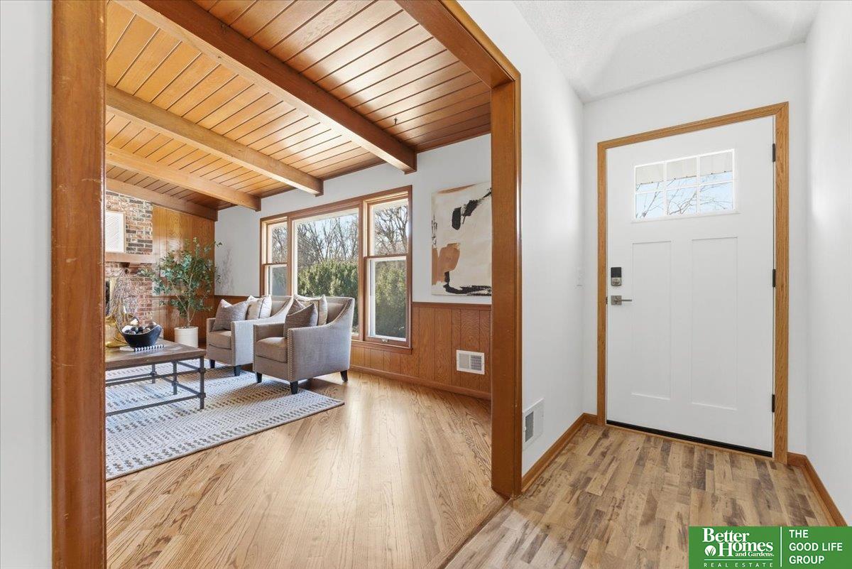 2211 N 137th Street