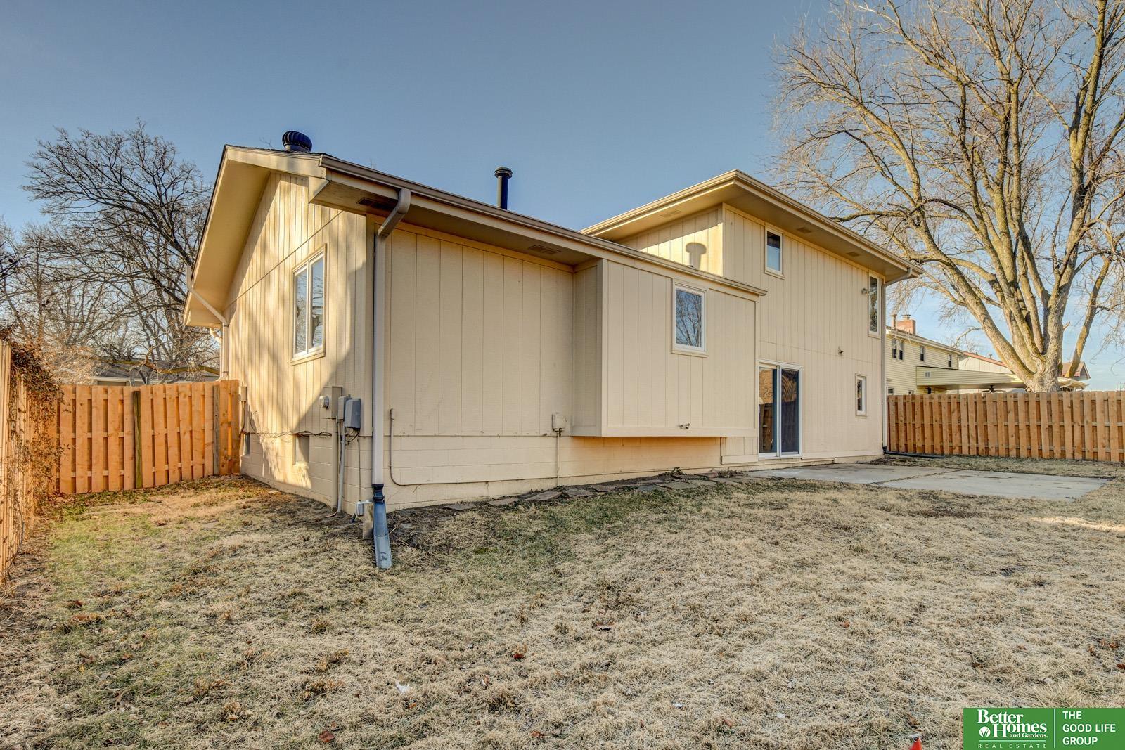 3402 Redwing Drive