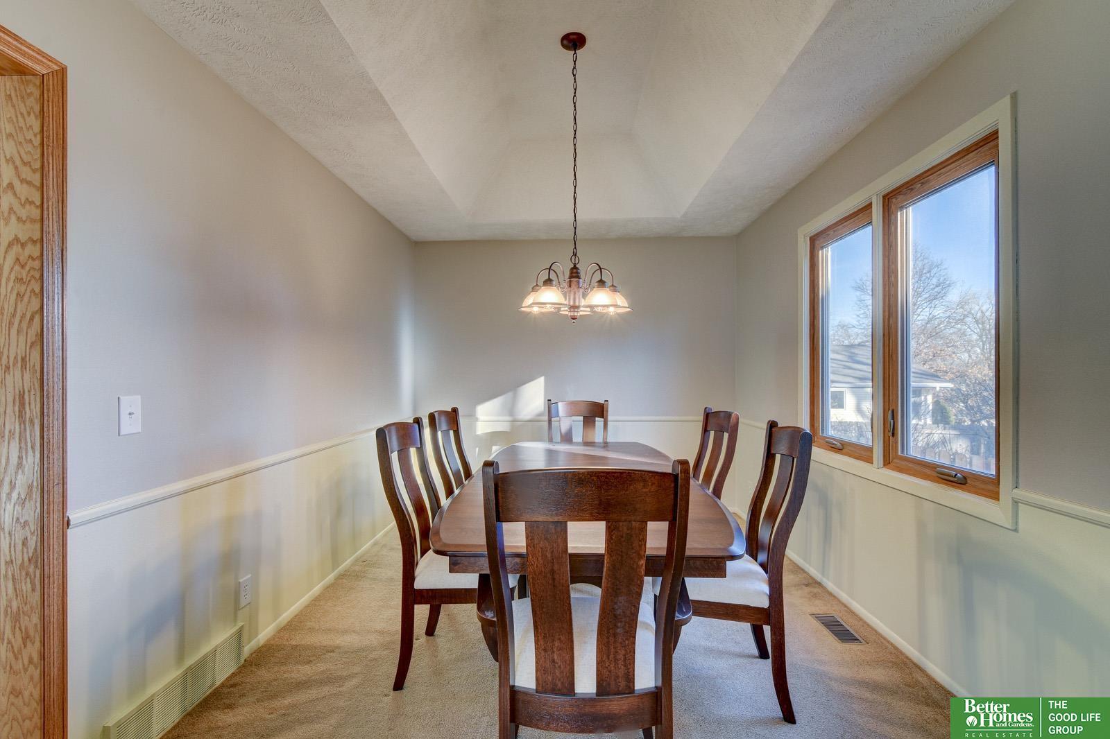 3402 Redwing Drive