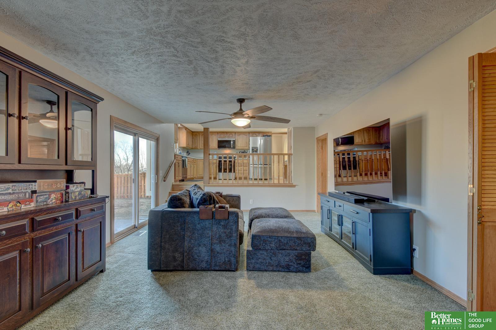 3402 Redwing Drive