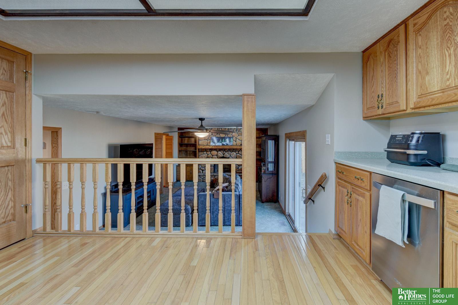 3402 Redwing Drive
