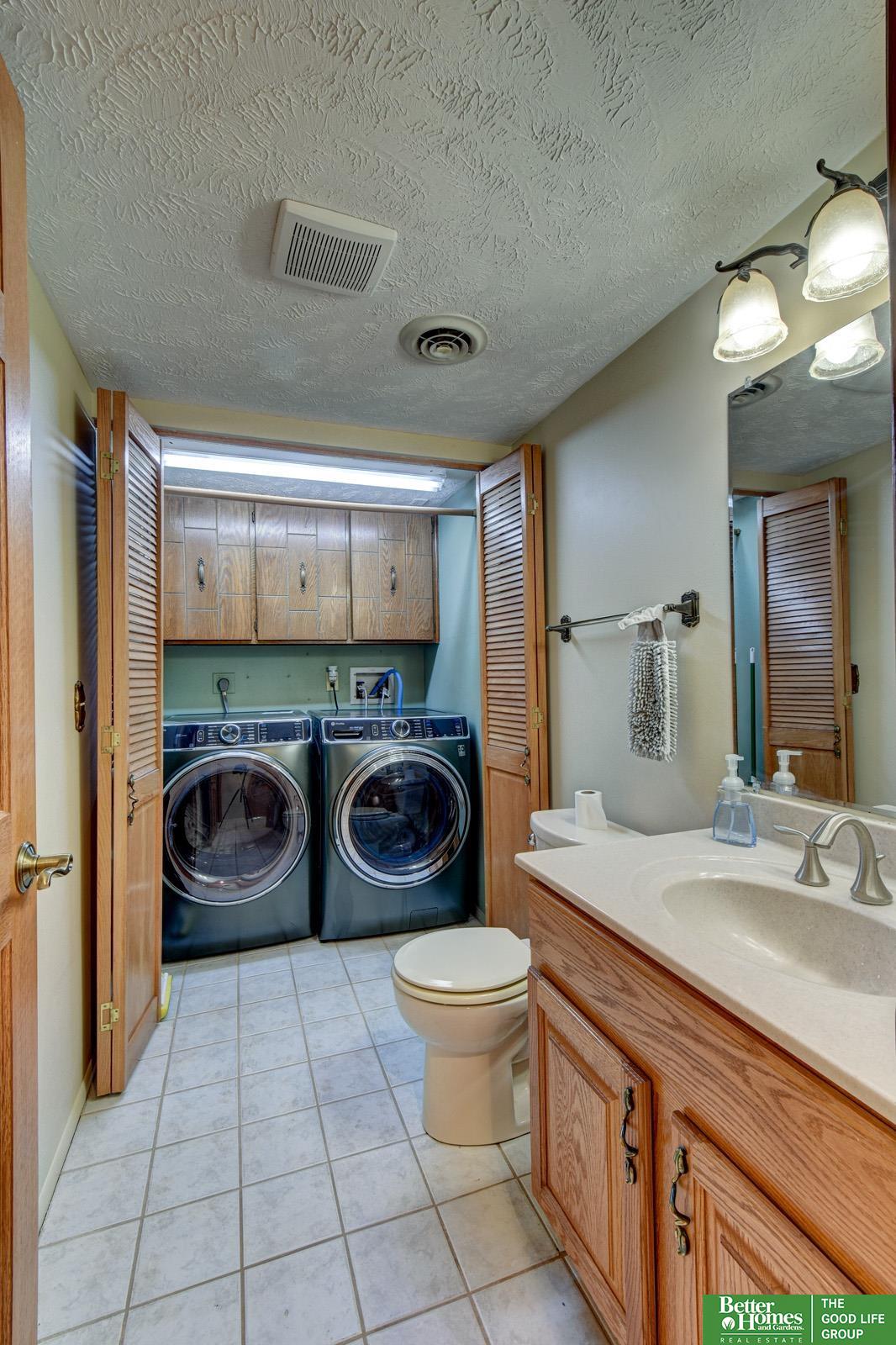 3402 Redwing Drive