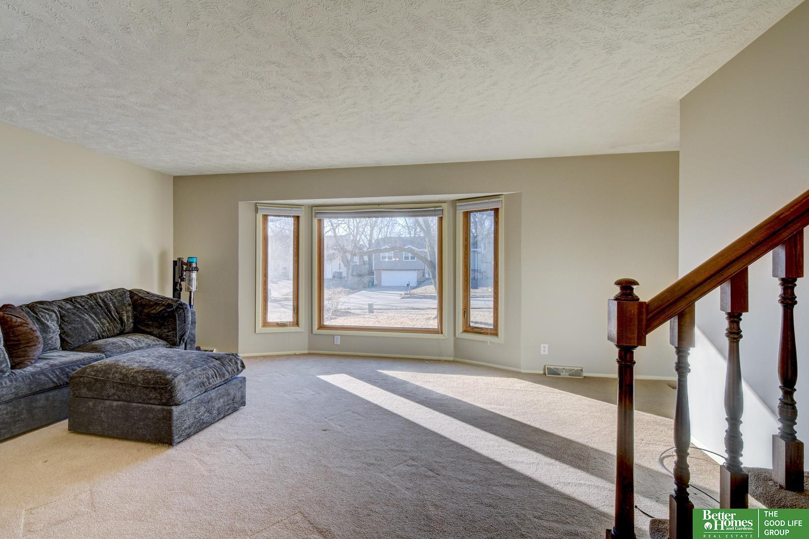 3402 Redwing Drive