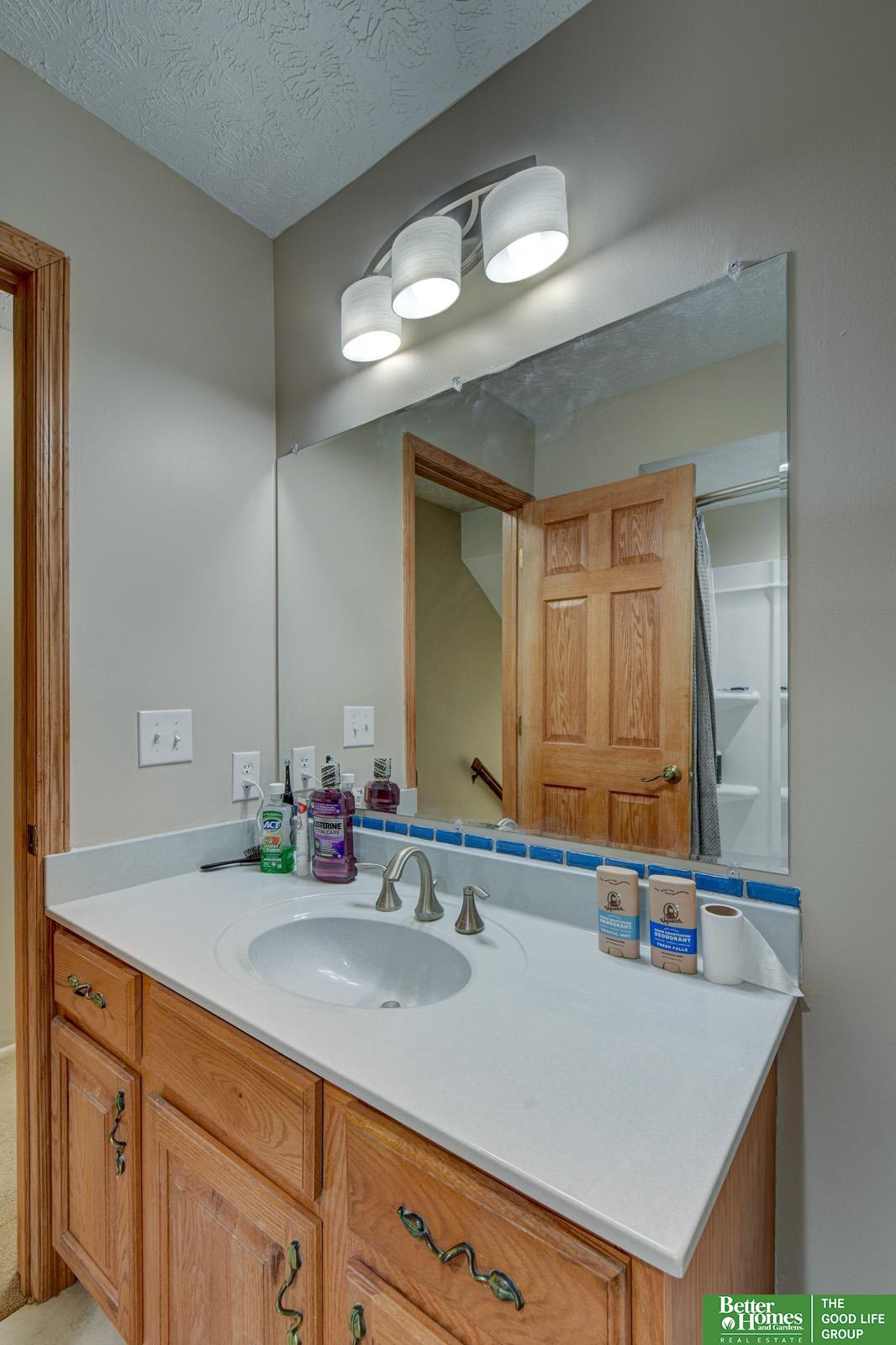 3402 Redwing Drive