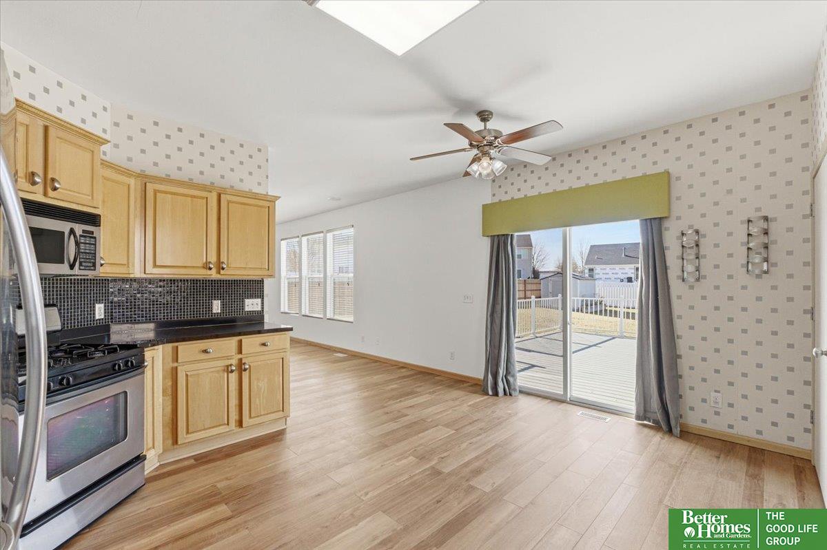 2102 Sunburst Drive