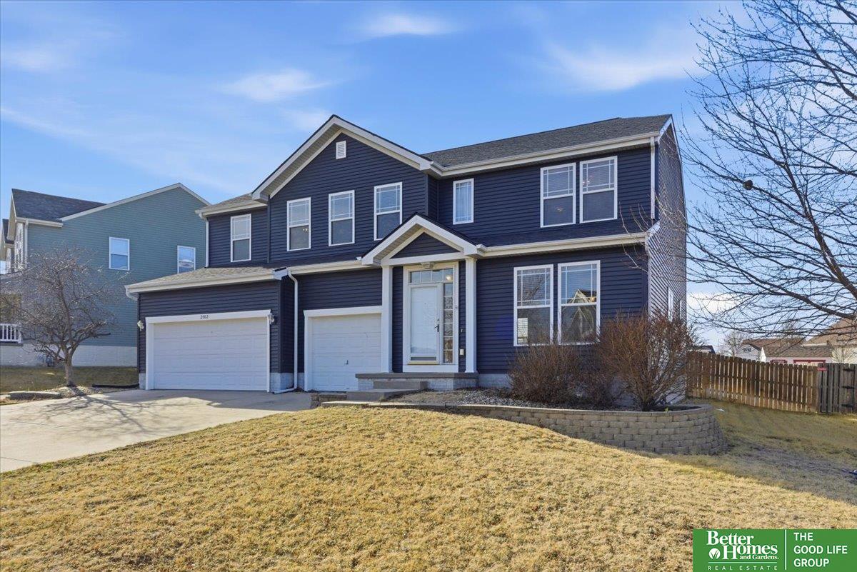 2102 Sunburst Drive