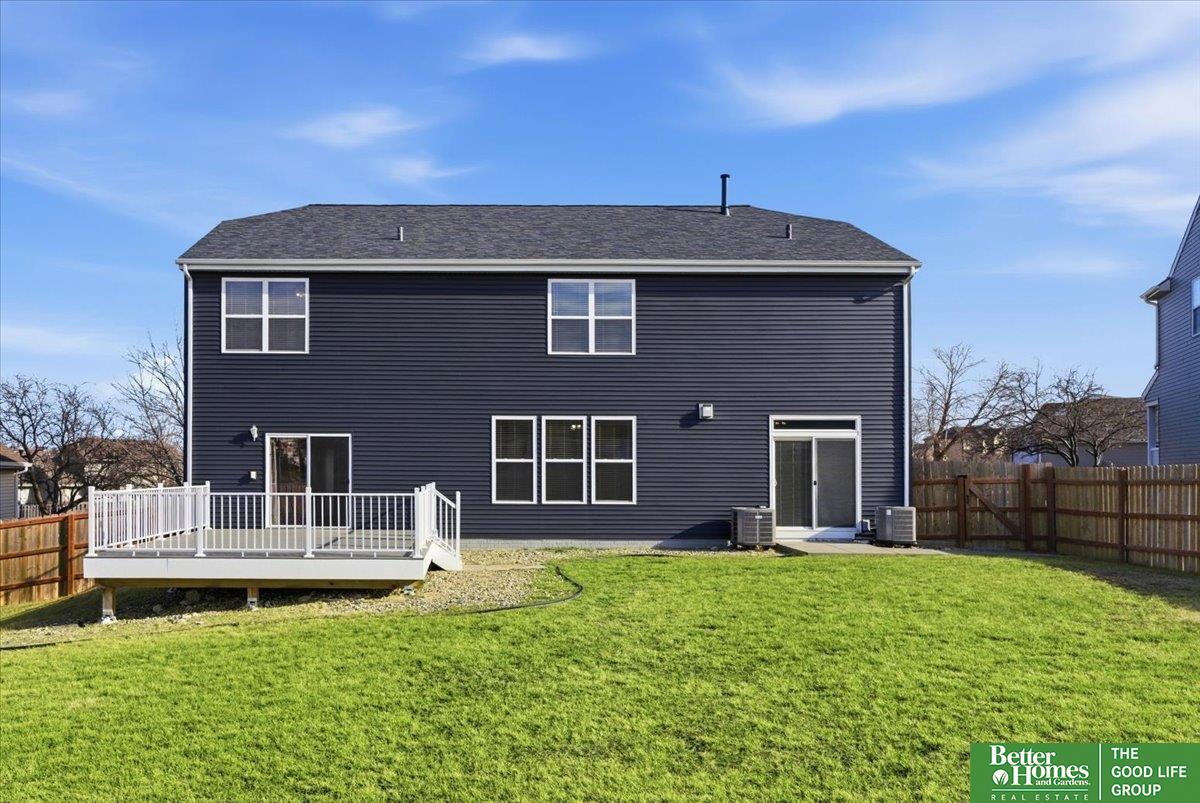 2102 Sunburst Drive