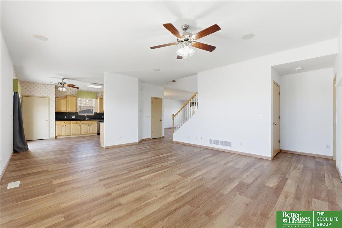2102 Sunburst Drive