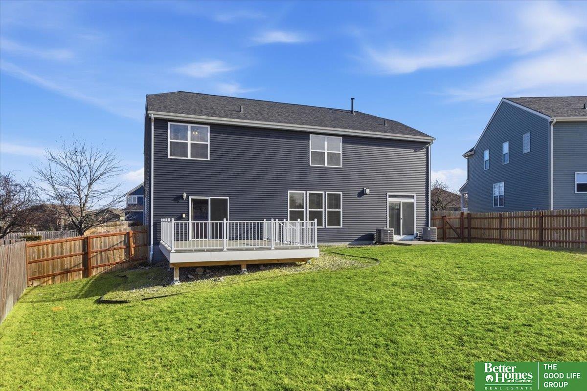 2102 Sunburst Drive