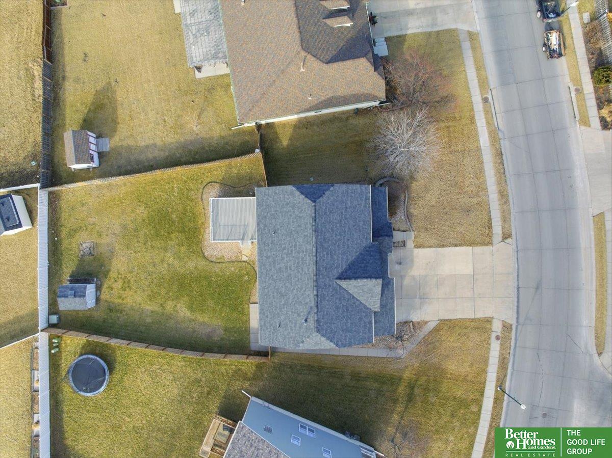 2102 Sunburst Drive