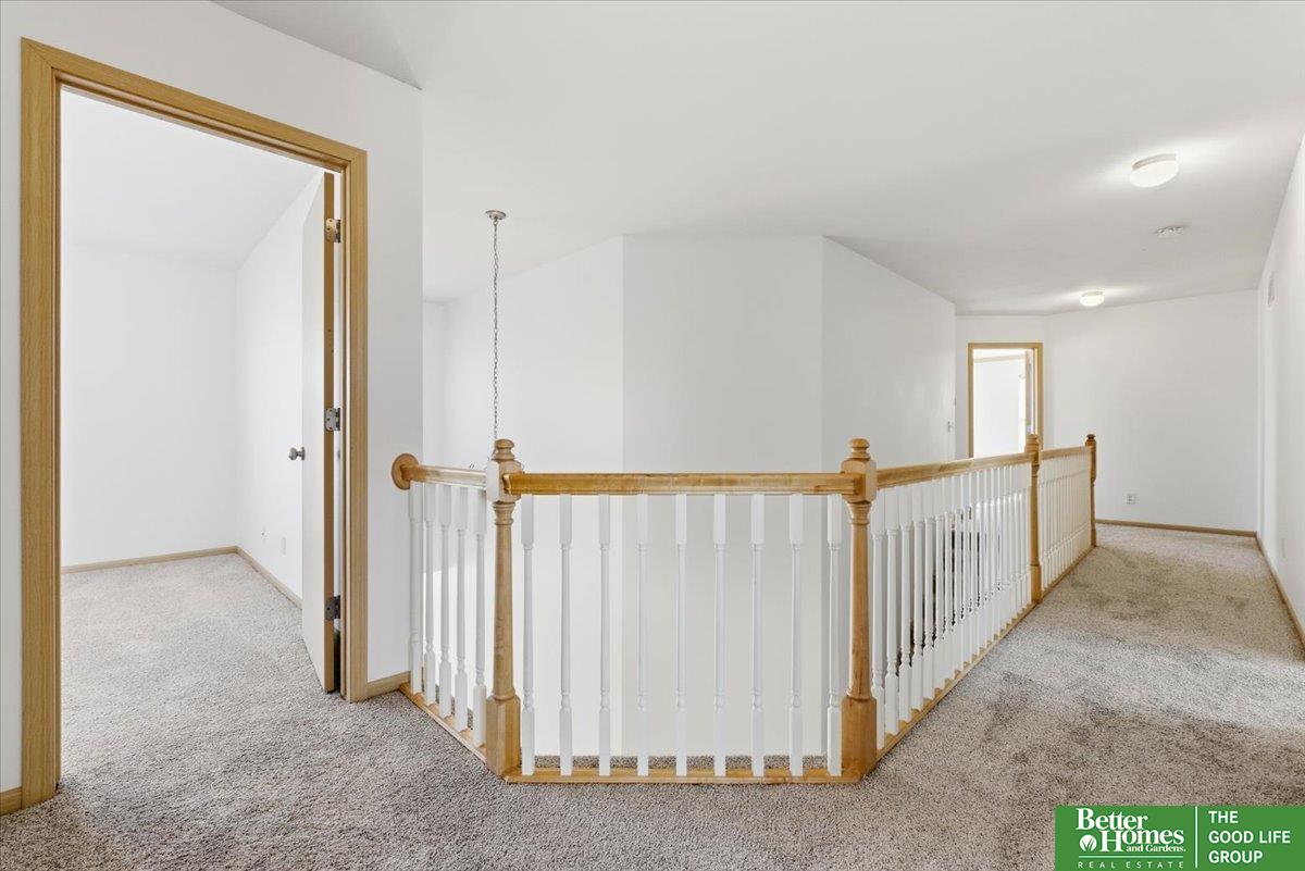 2102 Sunburst Drive