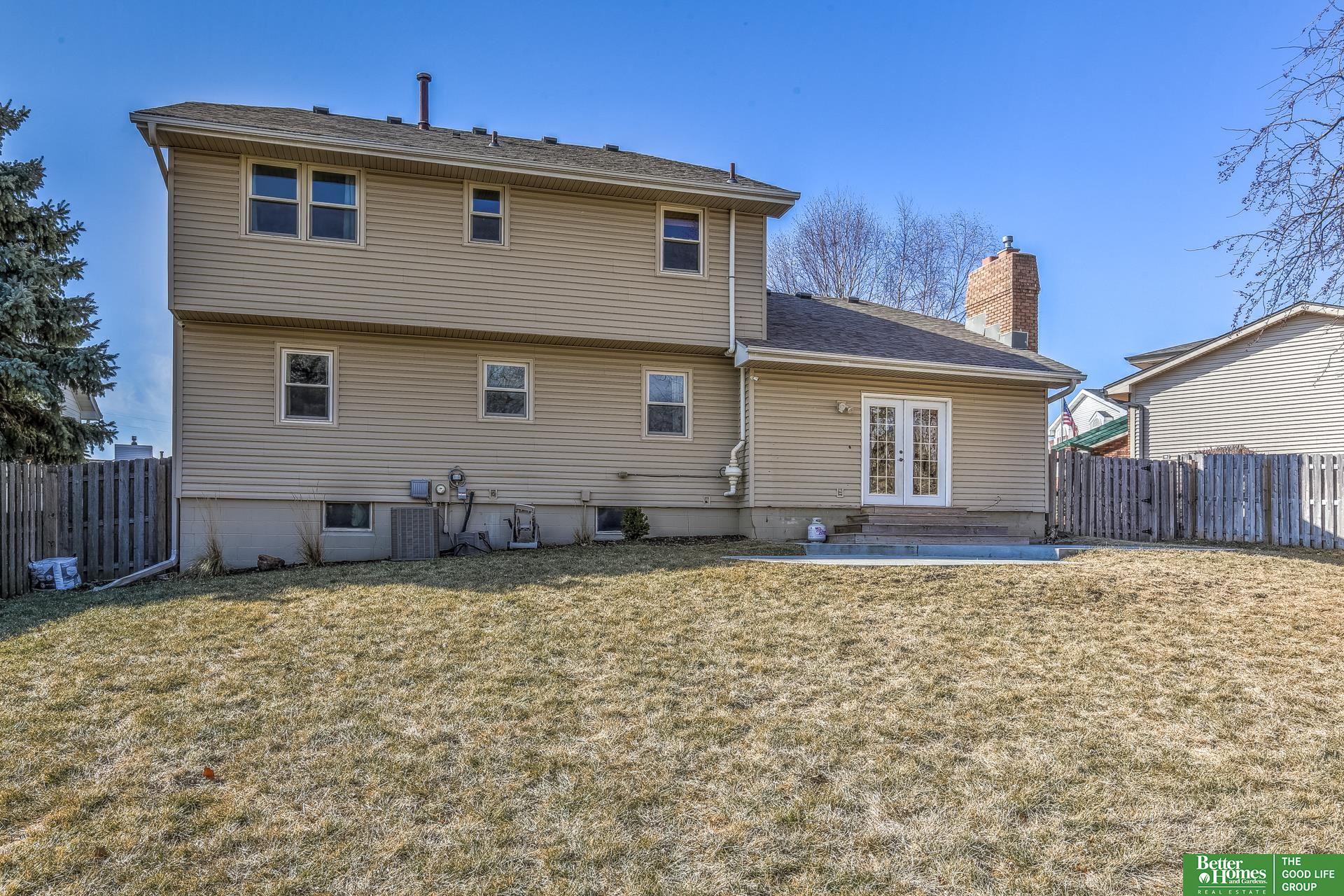 920 Oxford Circle