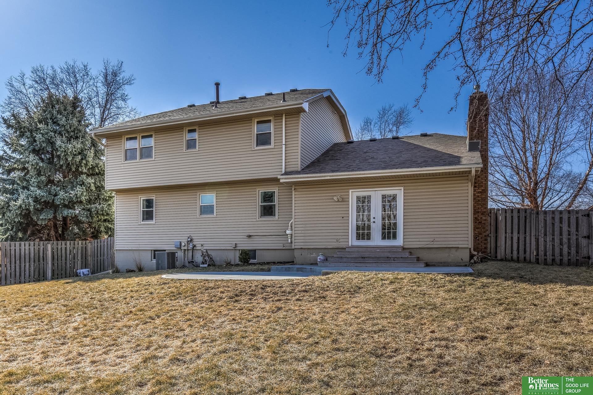 920 Oxford Circle
