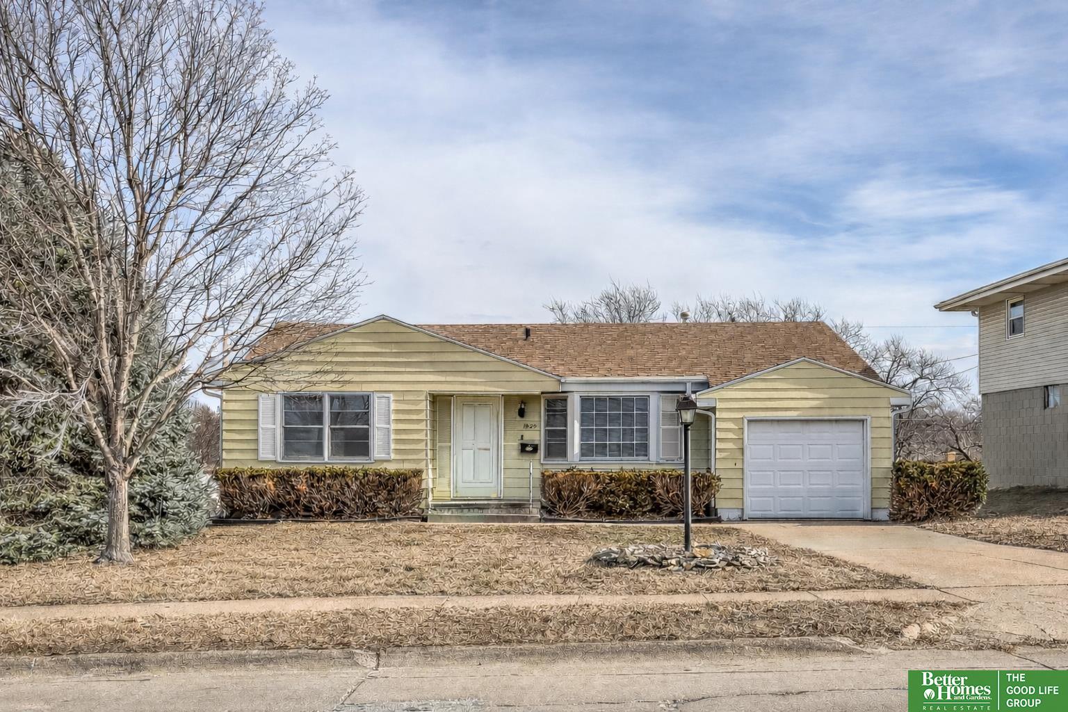 1829 Robertson Drive