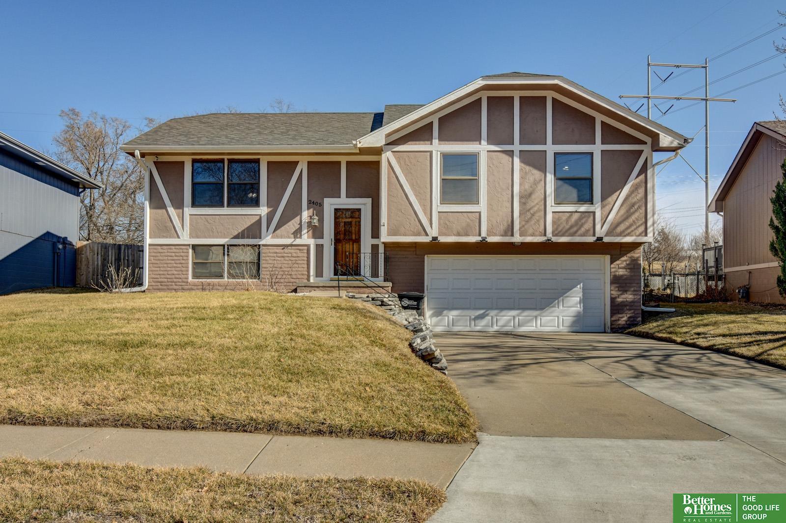 2405 N 112 Street