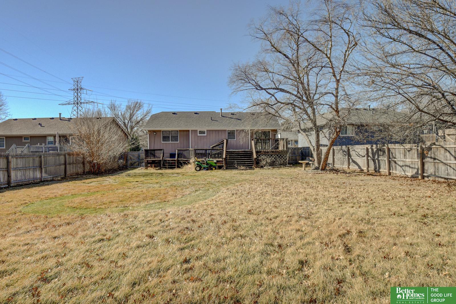 2405 N 112 Street
