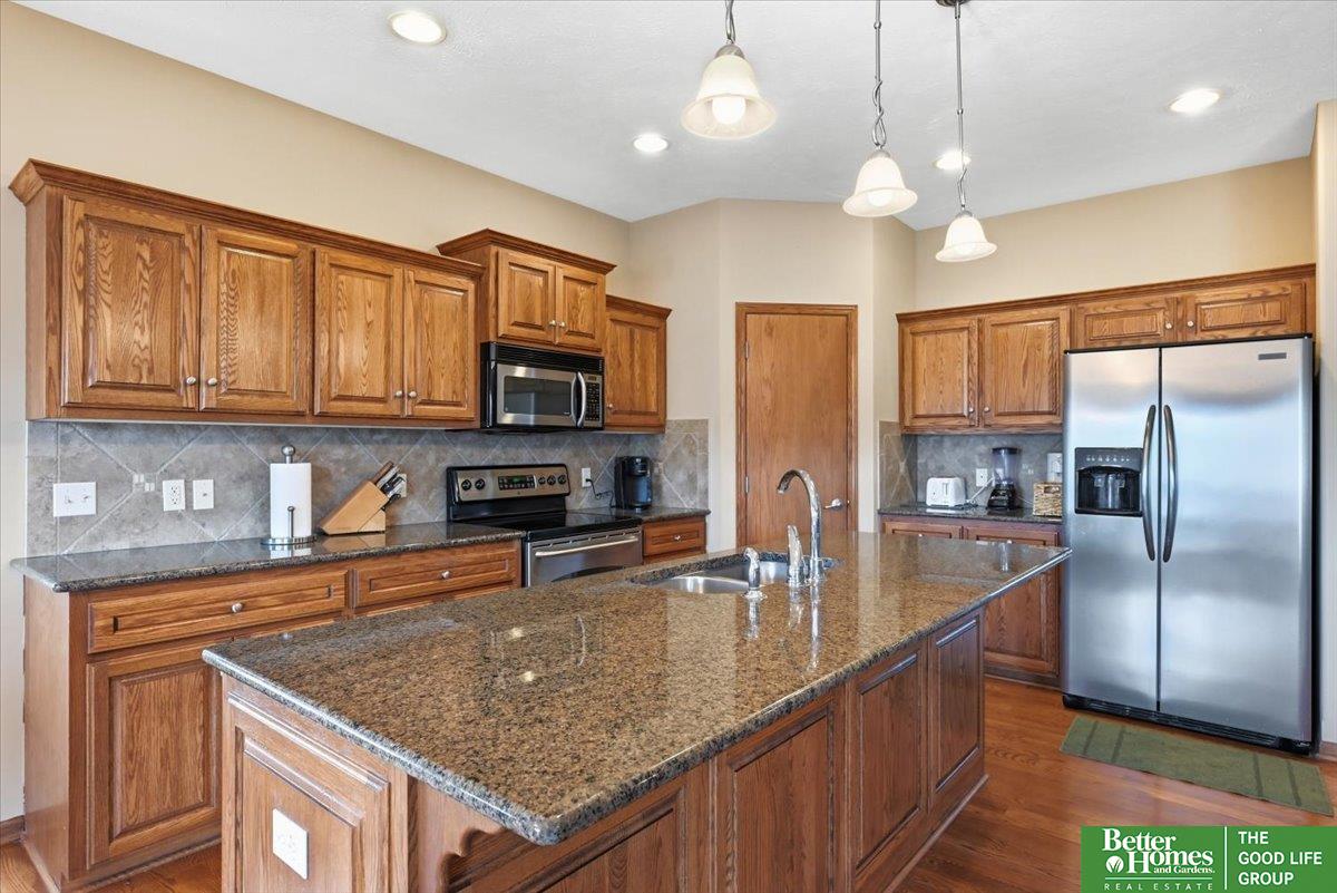 9924 Emiline Street