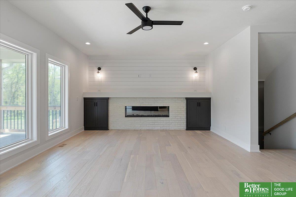 21343 Laurel Circle