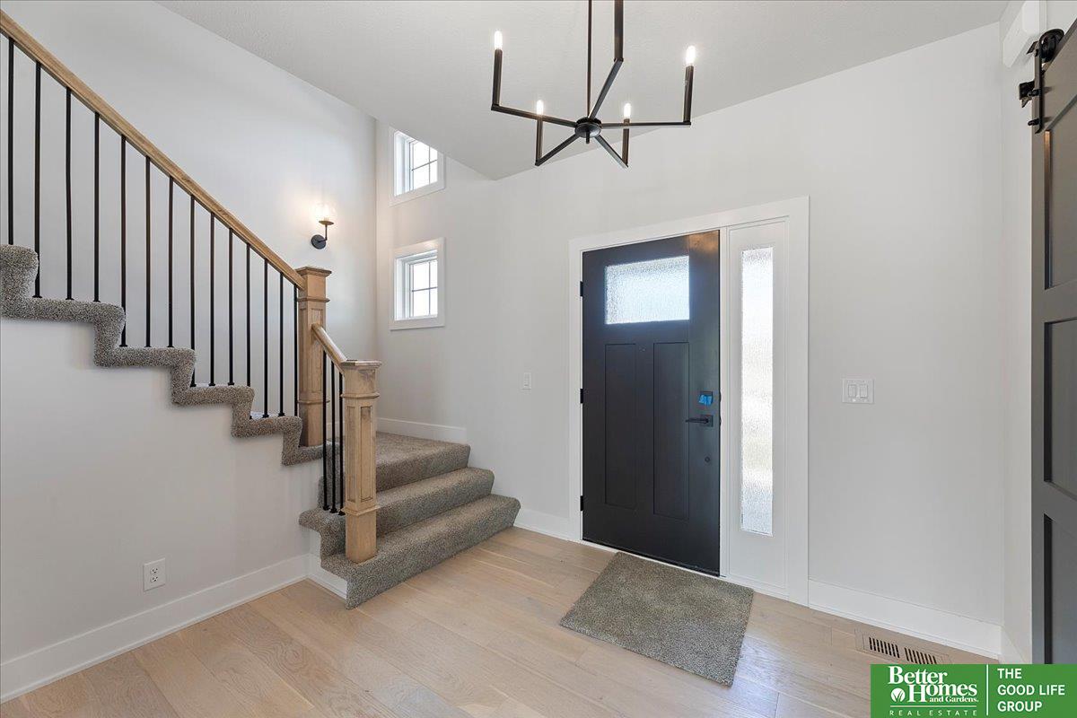 21343 Laurel Circle