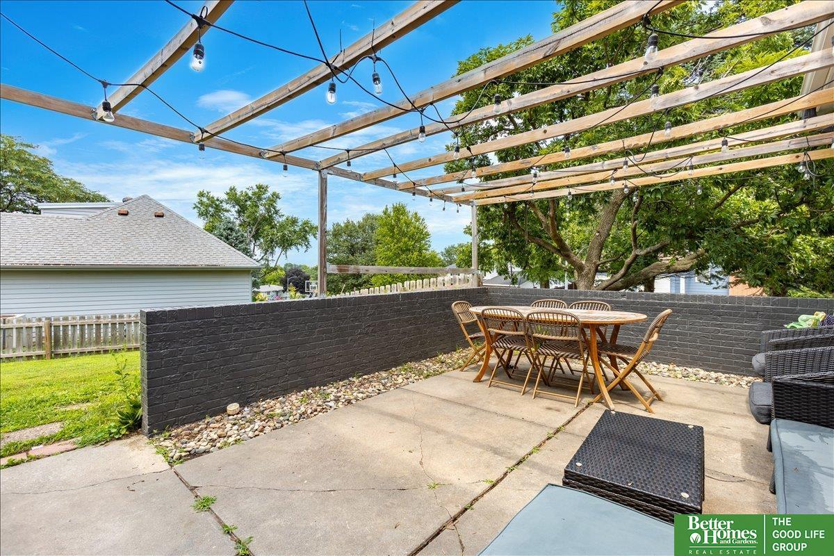 12206 Leavenworth Road