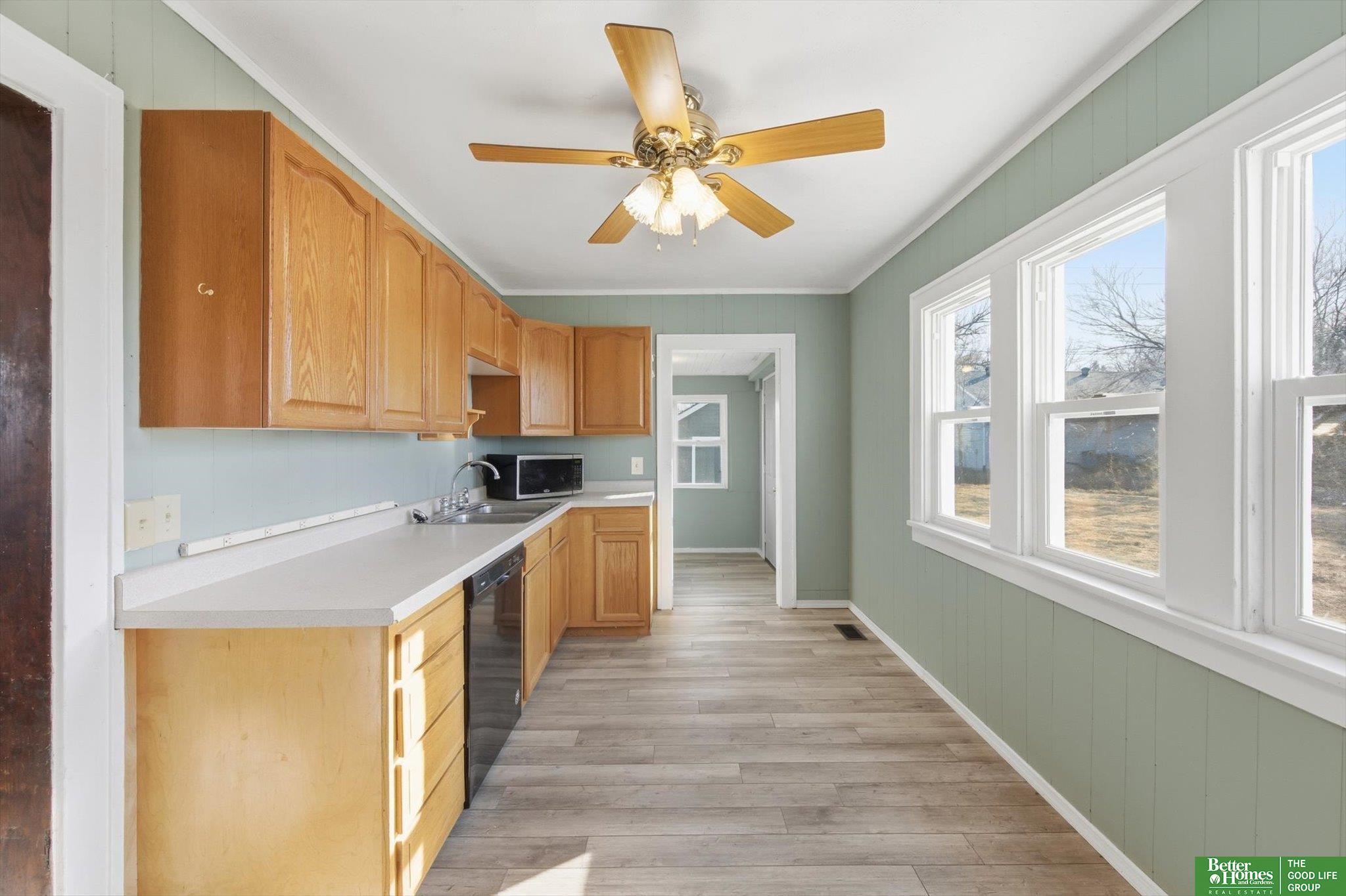 203 6th Street