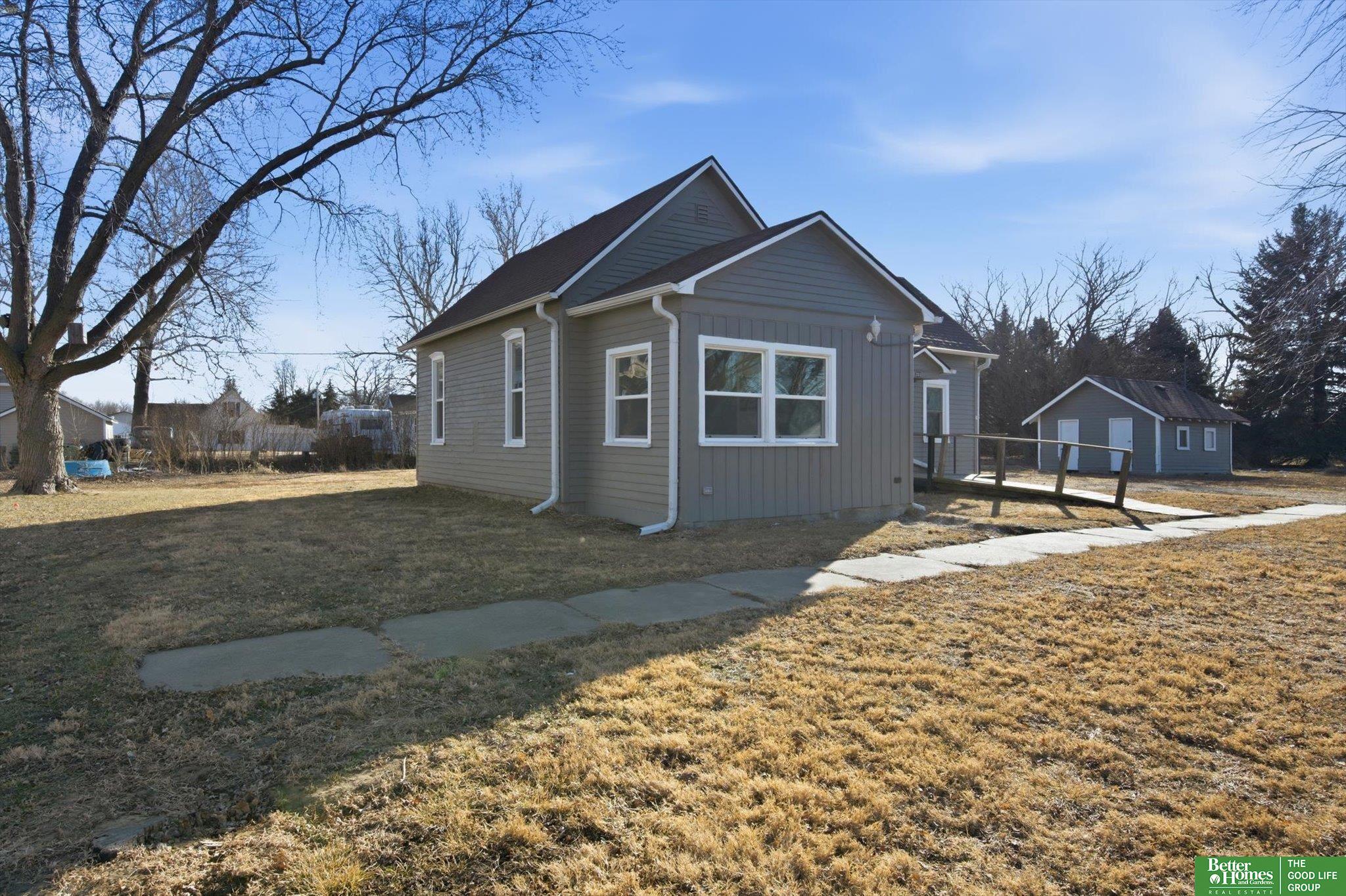 203 6th Street