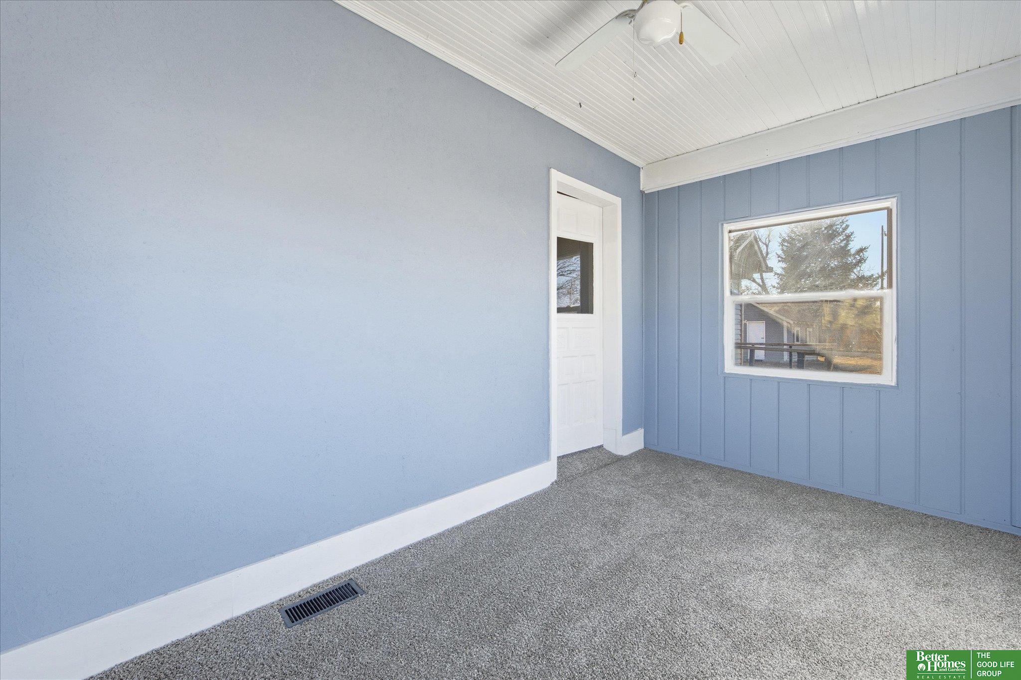 203 6th Street