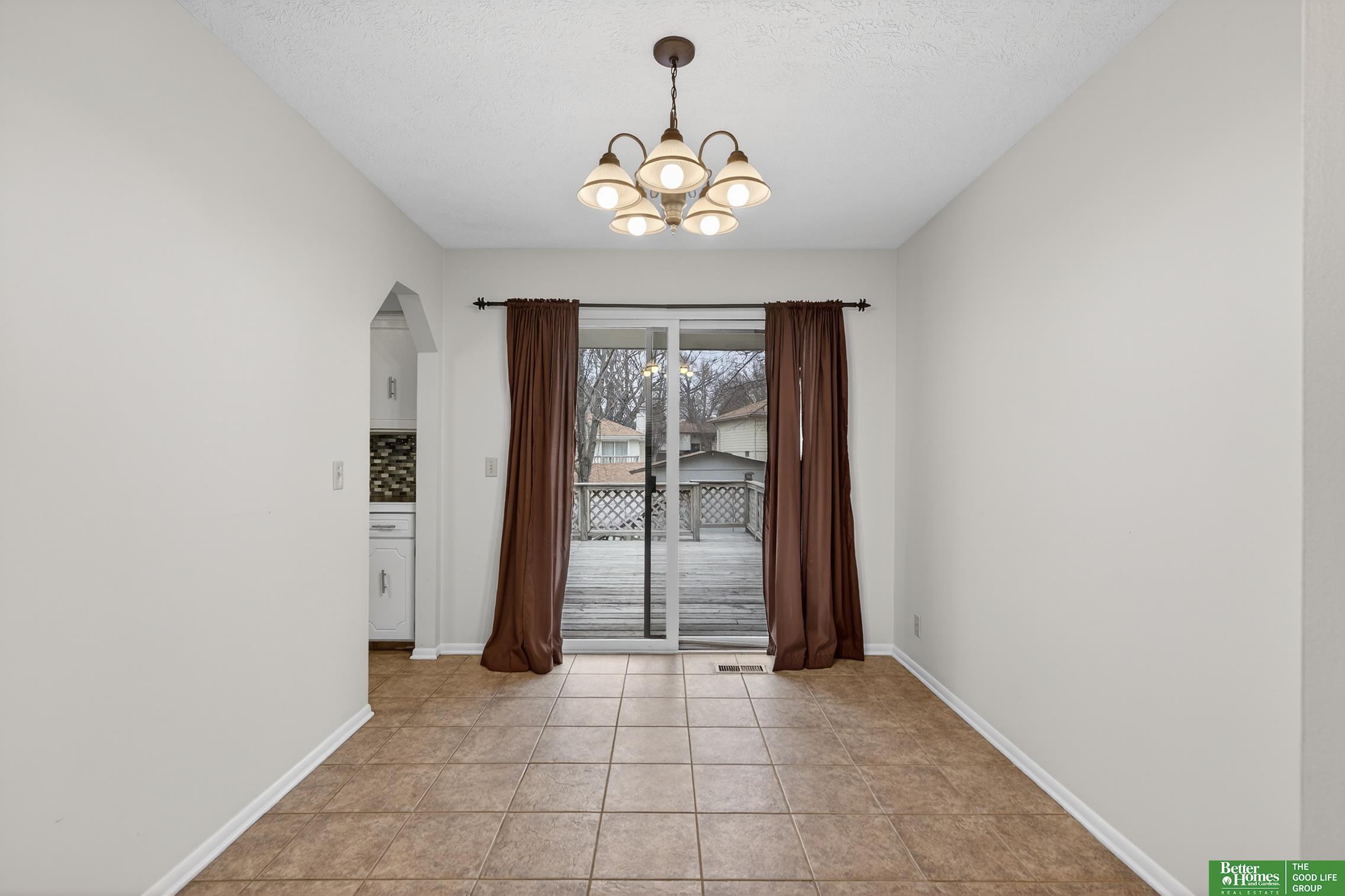 3317 S 159th Street