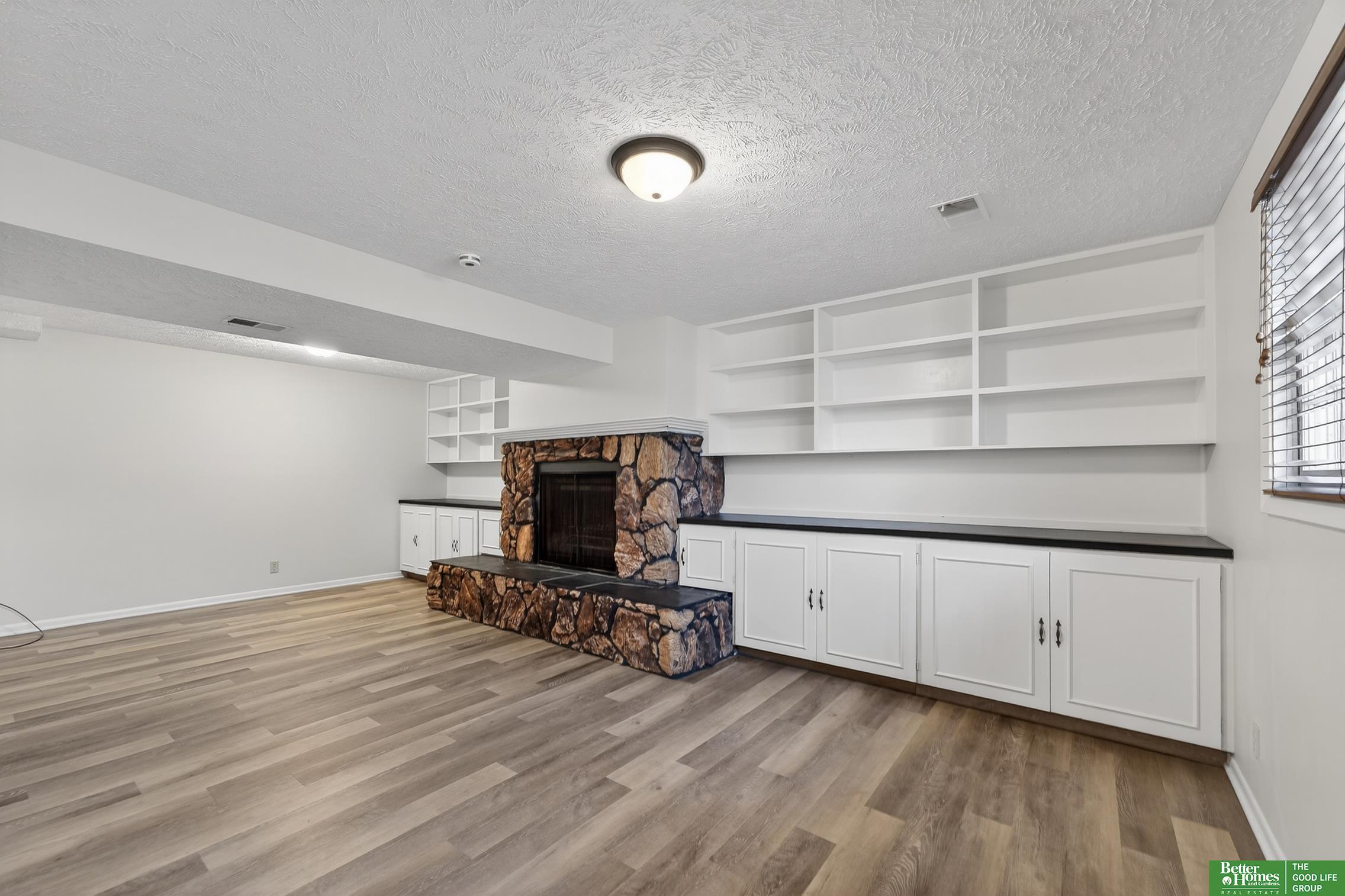 3317 S 159th Street