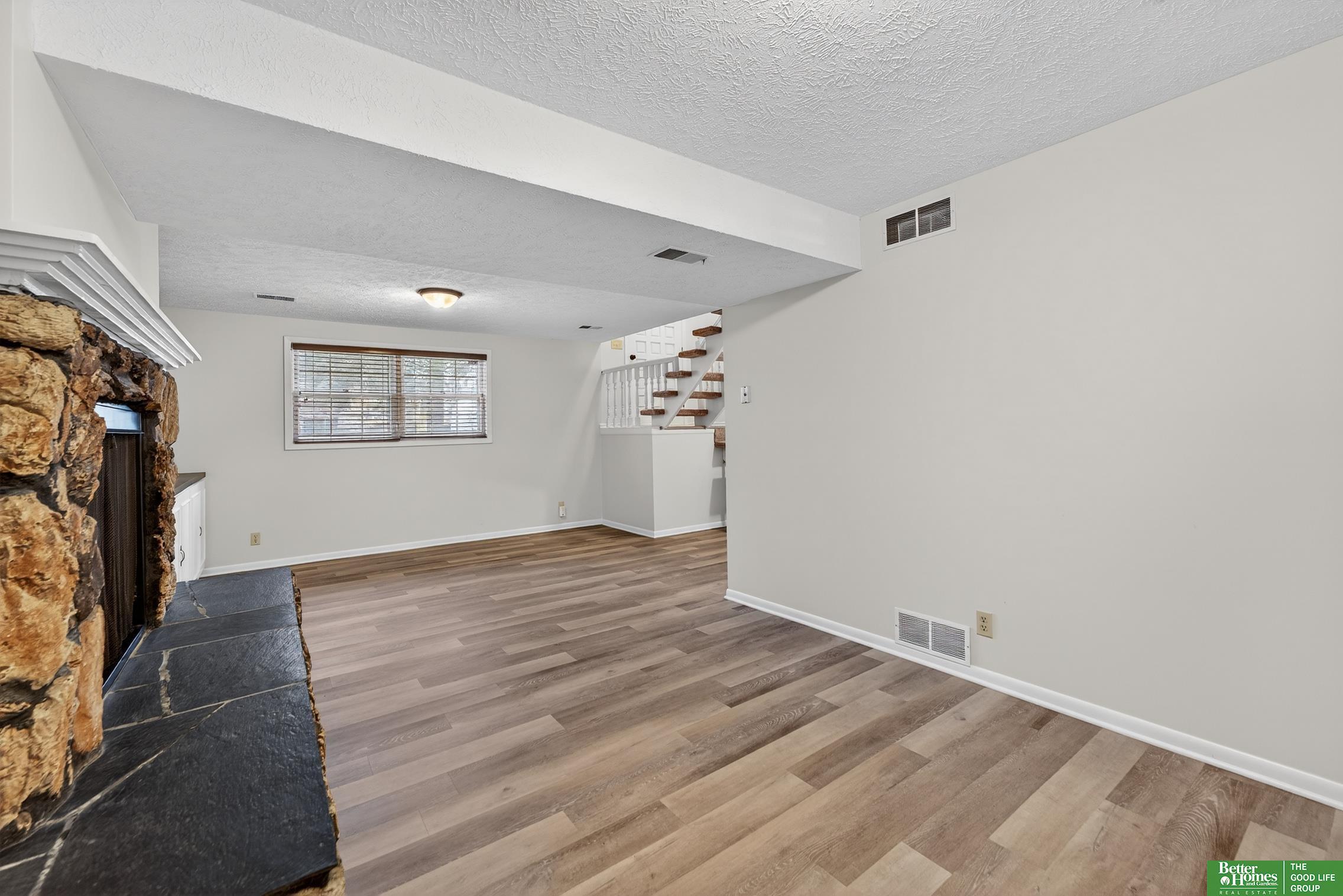 3317 S 159th Street