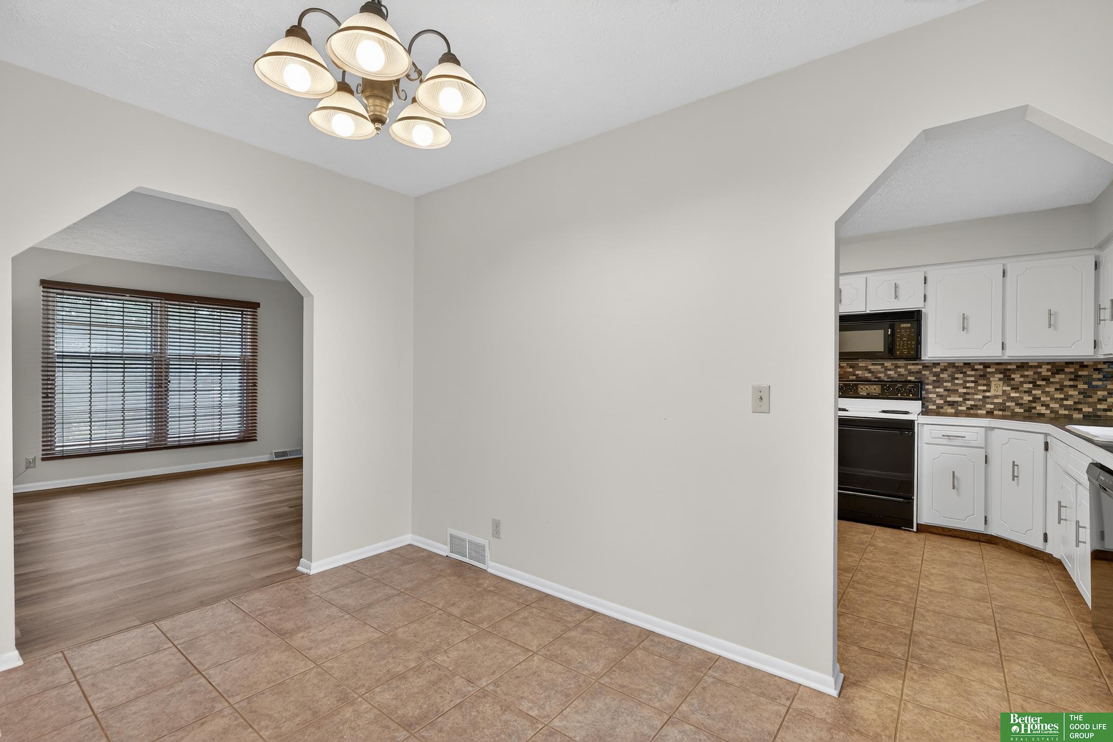 3317 S 159th Street