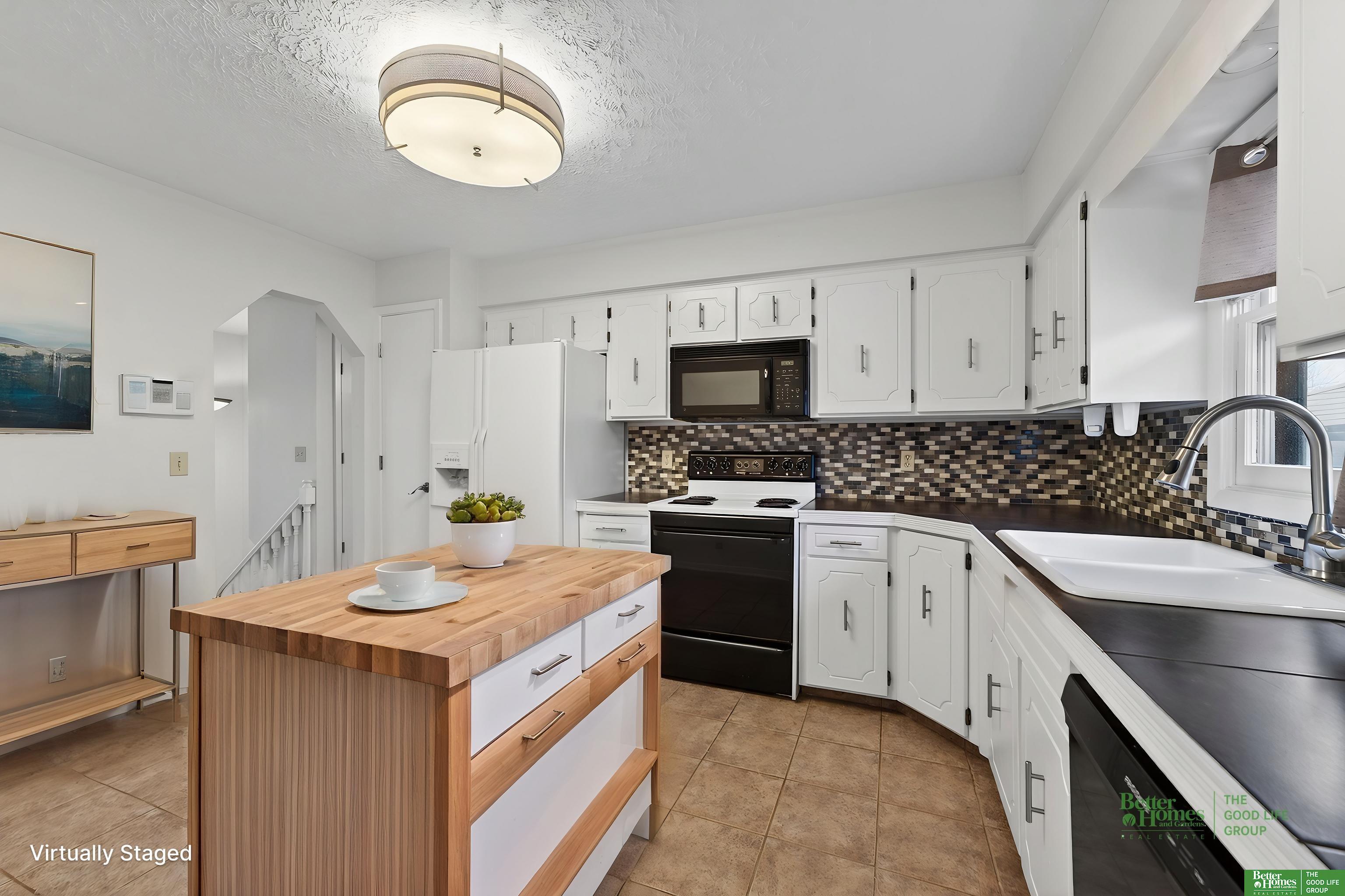 3317 S 159th Street