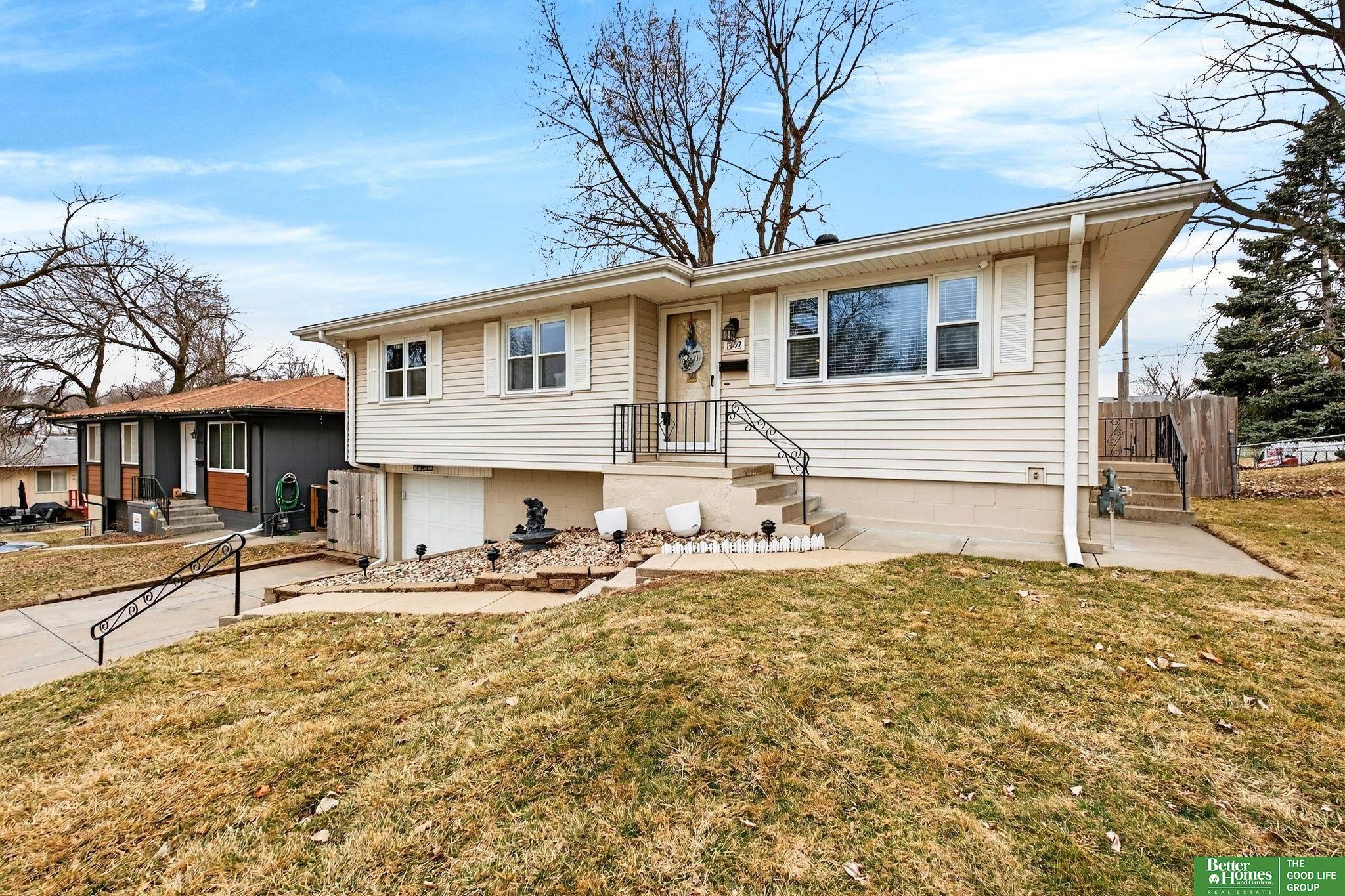 7532 S 76th Street
